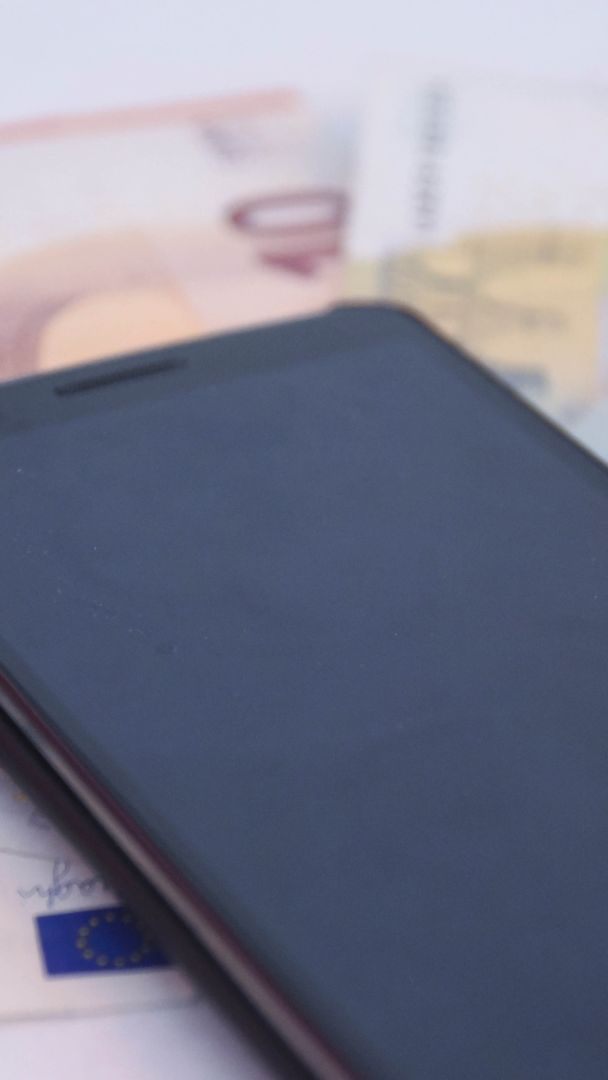 Im April steht die Indexanpassung der Mobilfunktarife an.