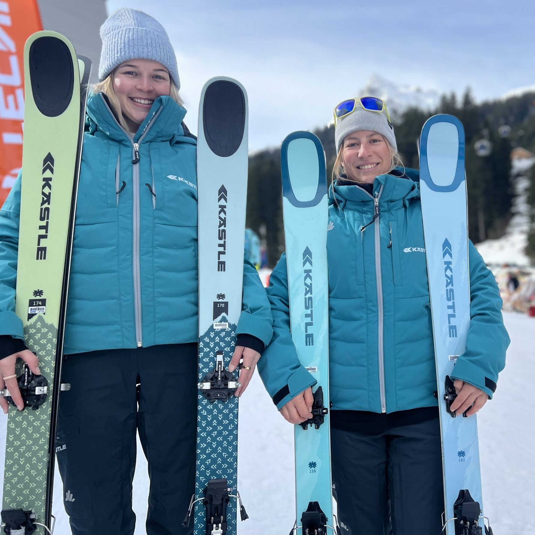 Fraziska und Juli präsentierten die neuen Kästle-Modelle.