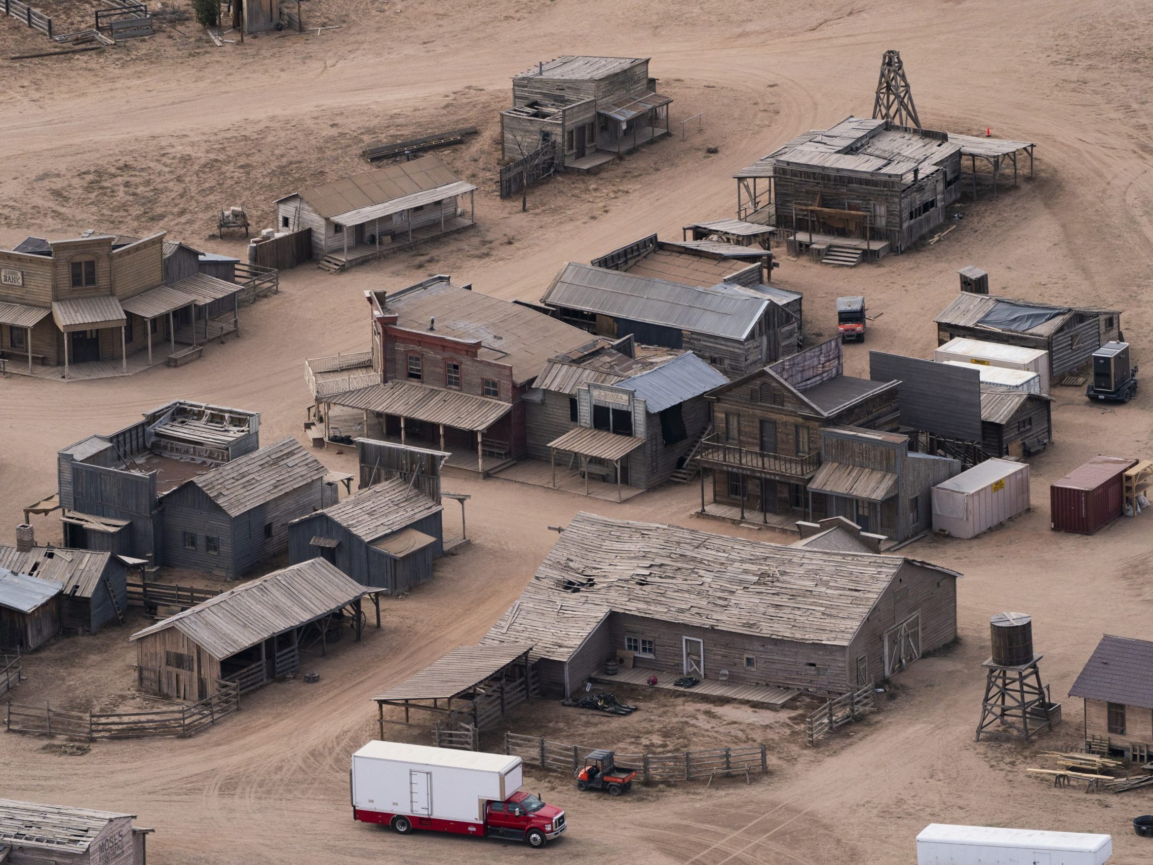 Erstes Urteil nach dem tödlichen Schuss am "Rust"-Filmset. Erstes Urteil nach dem tödlichen Schuss am "Rust"-Filmset.
