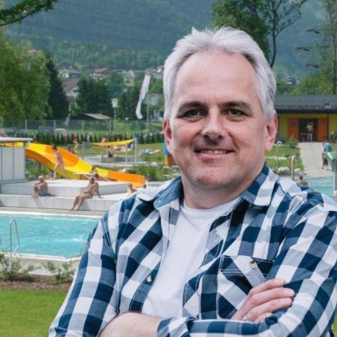Dem Montafon fehlt ein Hallenbad. Dafür setzt sich Patrick Rösler ein und hat eine Petition gestartet.