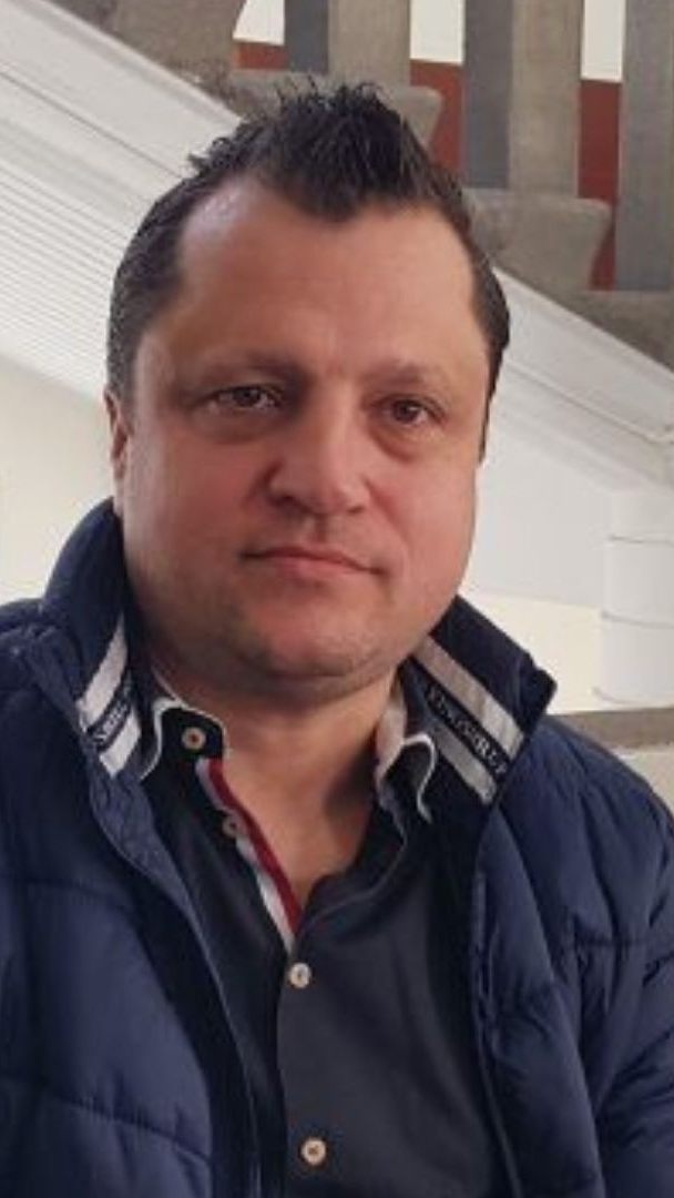 Damaliges Opfer und nun Zeuge vor Gericht: Kreuzbar-Wirt Christian Pfeiffer und der Beschuldigte vor dem Schöffensenat.