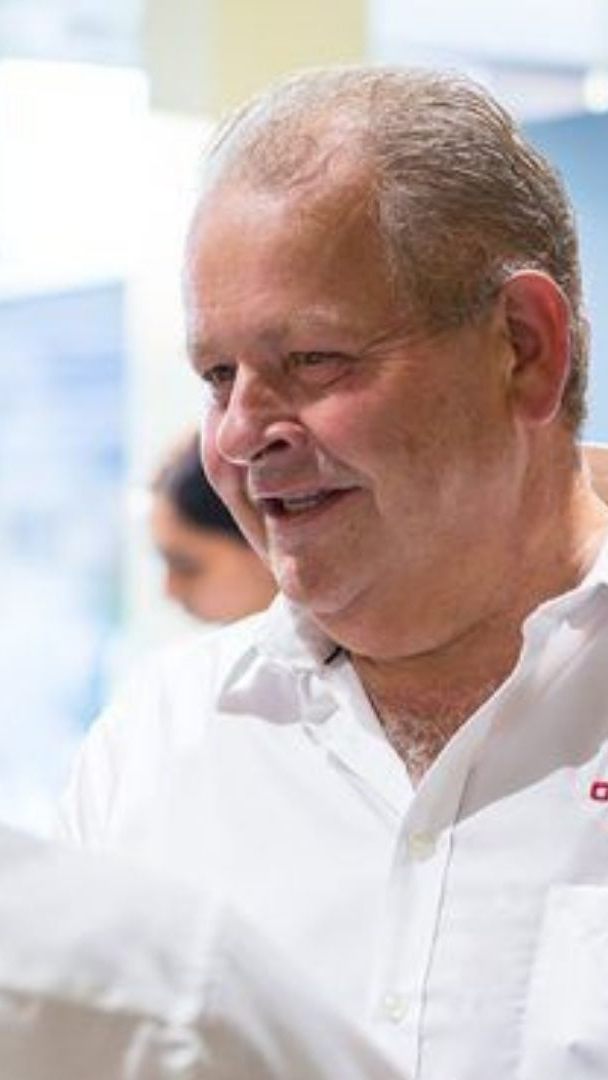 Horst Obwegeser beschäftigt in dem von ihm und seiner Frau Luzia aufgebauten Unternehmen 25 Mitarbeiter. Durch die Übernahme seien Arbeitsplätze und Standort gesichert.