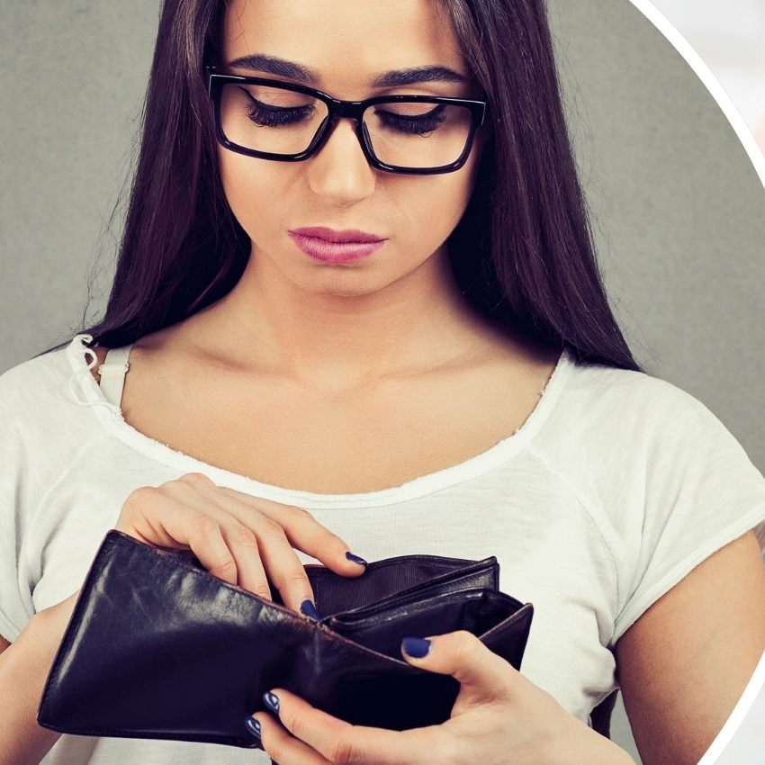 Auch inflationsbereinigter Konsum und Sparquote gingen zurück.