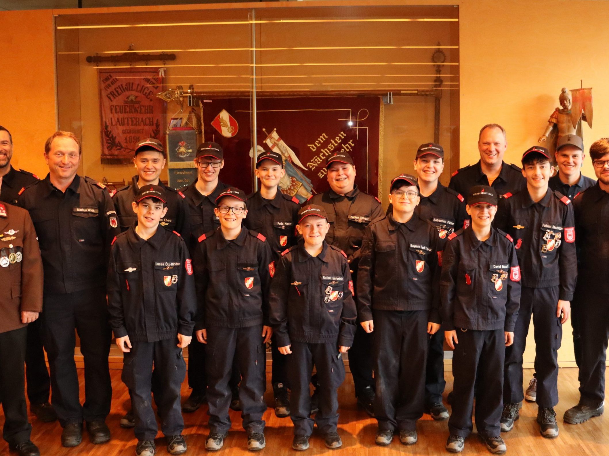 Erfolgreiche Teilnehmer am Wissenstest Erfolgreiche Teilnehmer am Wissenstest