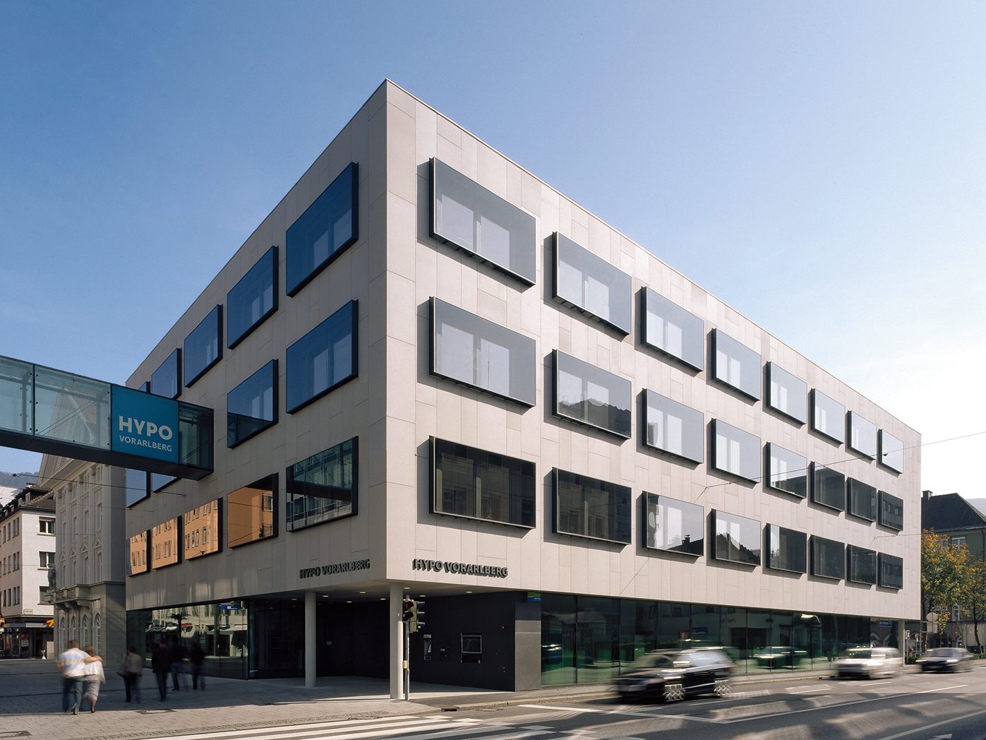 Die Hypo Vorarlberg wurde von der Signa vom Bankgeheimnis enthoben. Die Hypo Vorarlberg wurde von der Signa vom Bankgeheimnis enthoben.