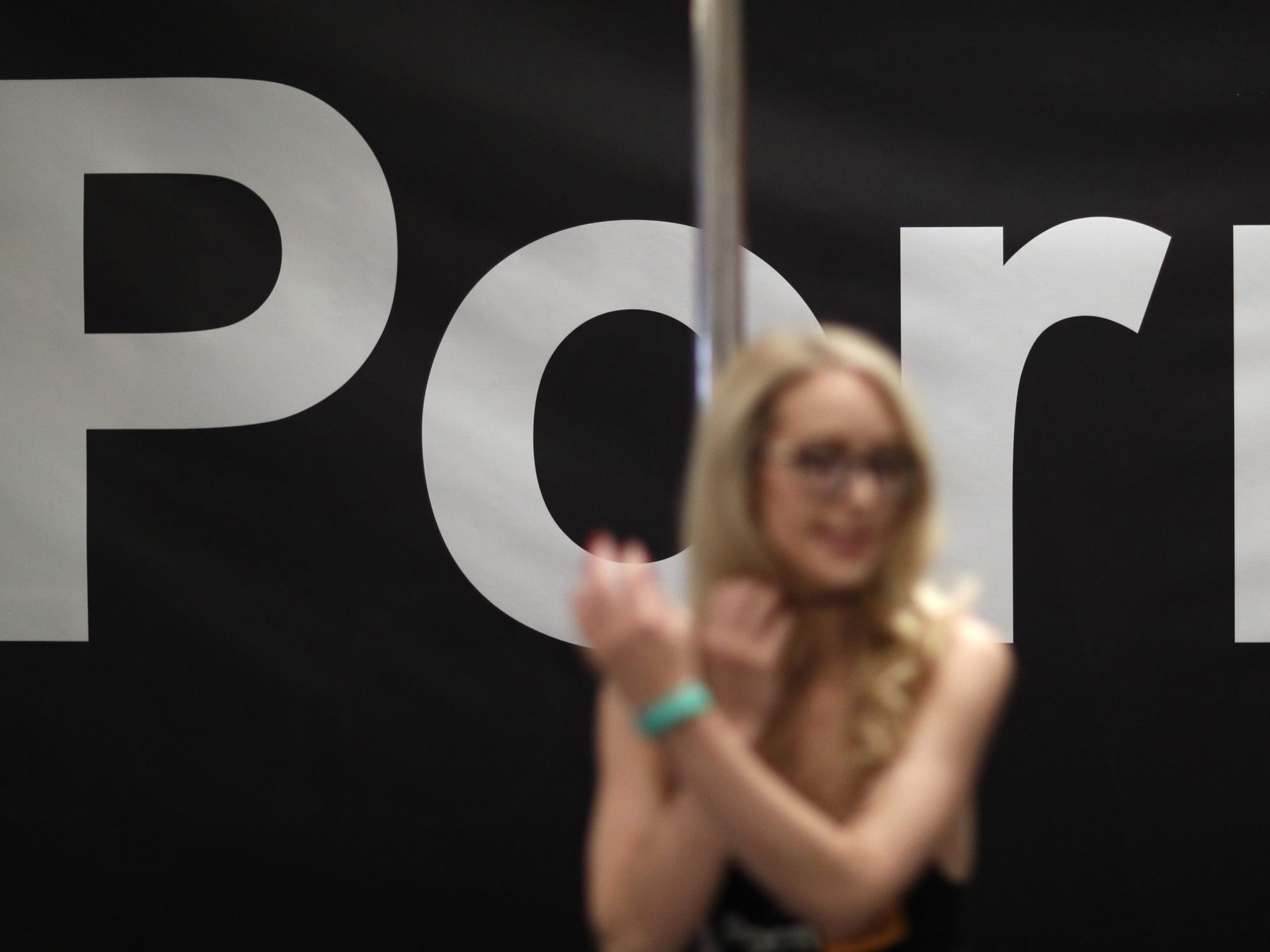 Nutzer müssen jetzt persönliche Daten eingeben, um Pornos anzusehen. Nutzer müssen jetzt persönliche Daten eingeben, um Pornos anzusehen.