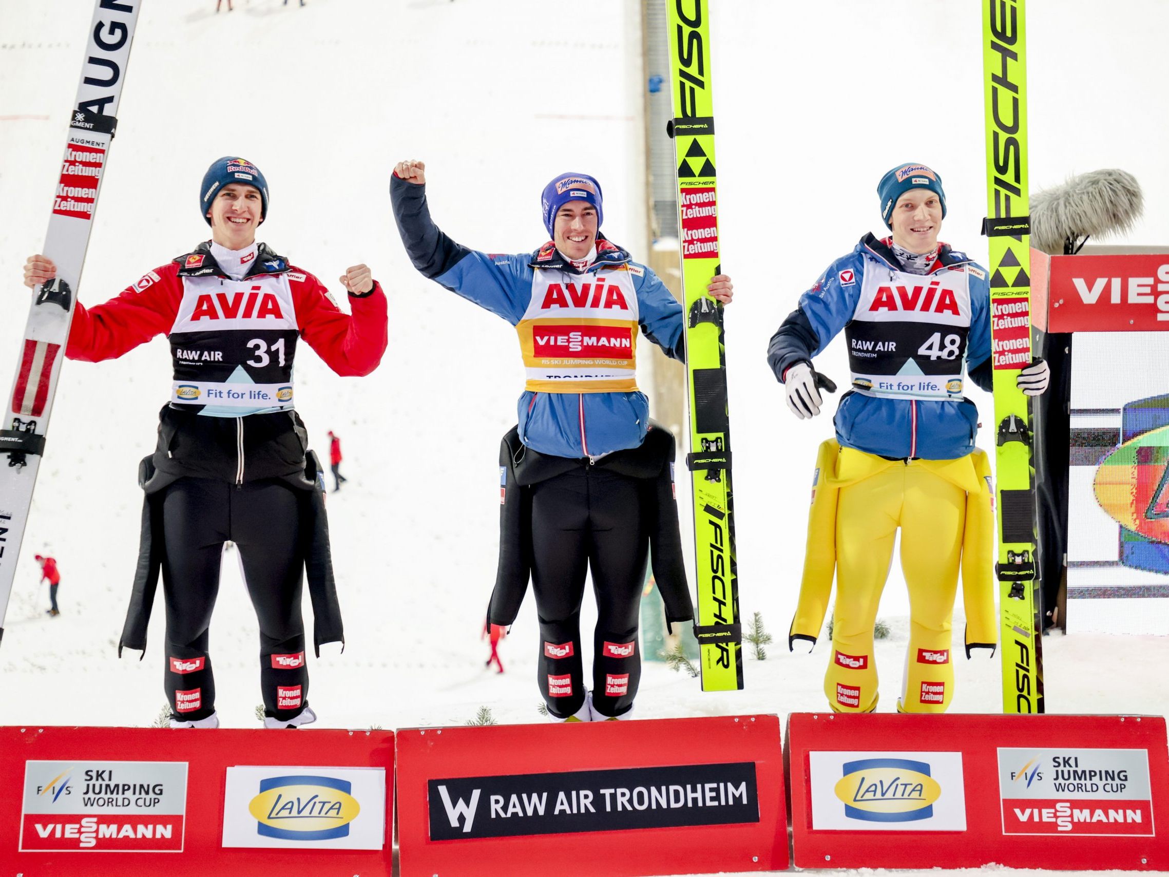 Kraft baute Vorsprung in Raw-Air-Wertung sowie im Gesamtweltcup aus Kraft baute Vorsprung in Raw-Air-Wertung sowie im Gesamtweltcup aus
