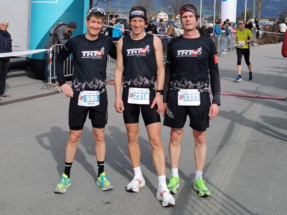 Das TRT Vorarlberg Team beim Rhylauf in Oberriet
