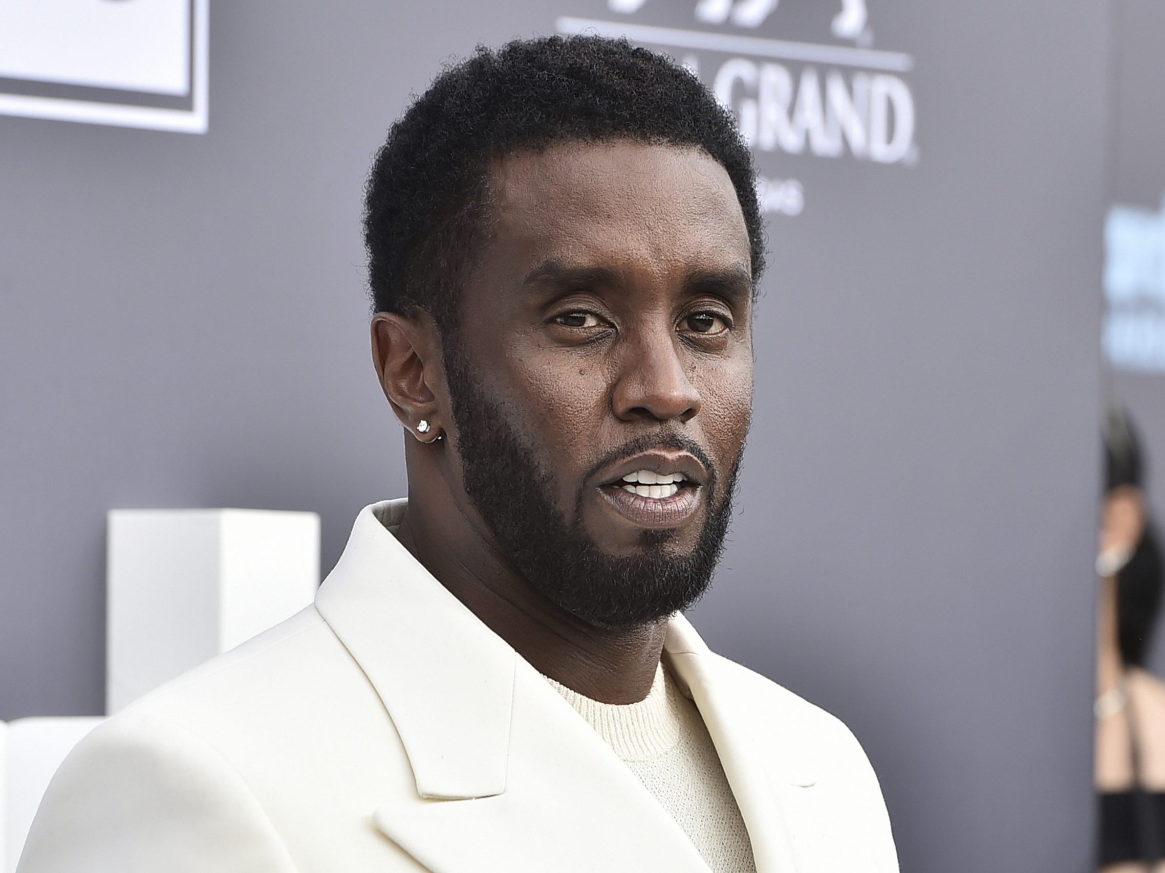 Rapper "Diddy" sieht sich mit schweren Vorwürfen konfrontiert. Rapper "Diddy" sieht sich mit schweren Vorwürfen konfrontiert.