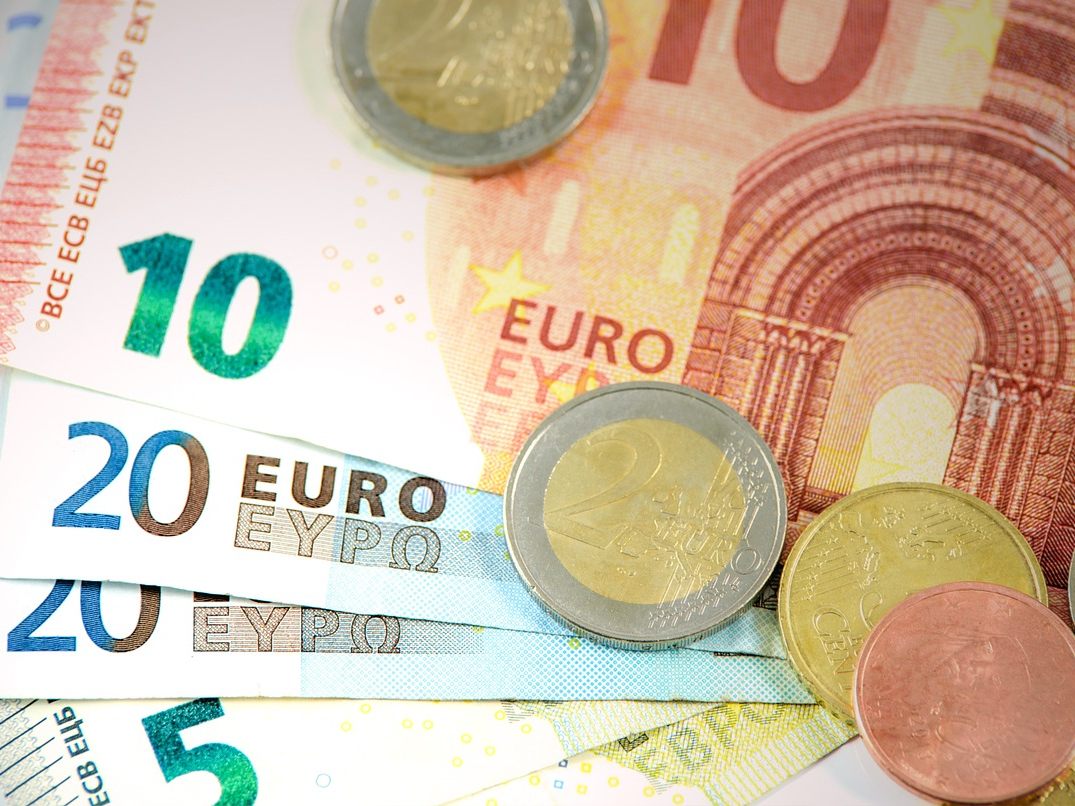 Die Einigung auf einen Banken-KV bringt eine Gehaltserhöhung.