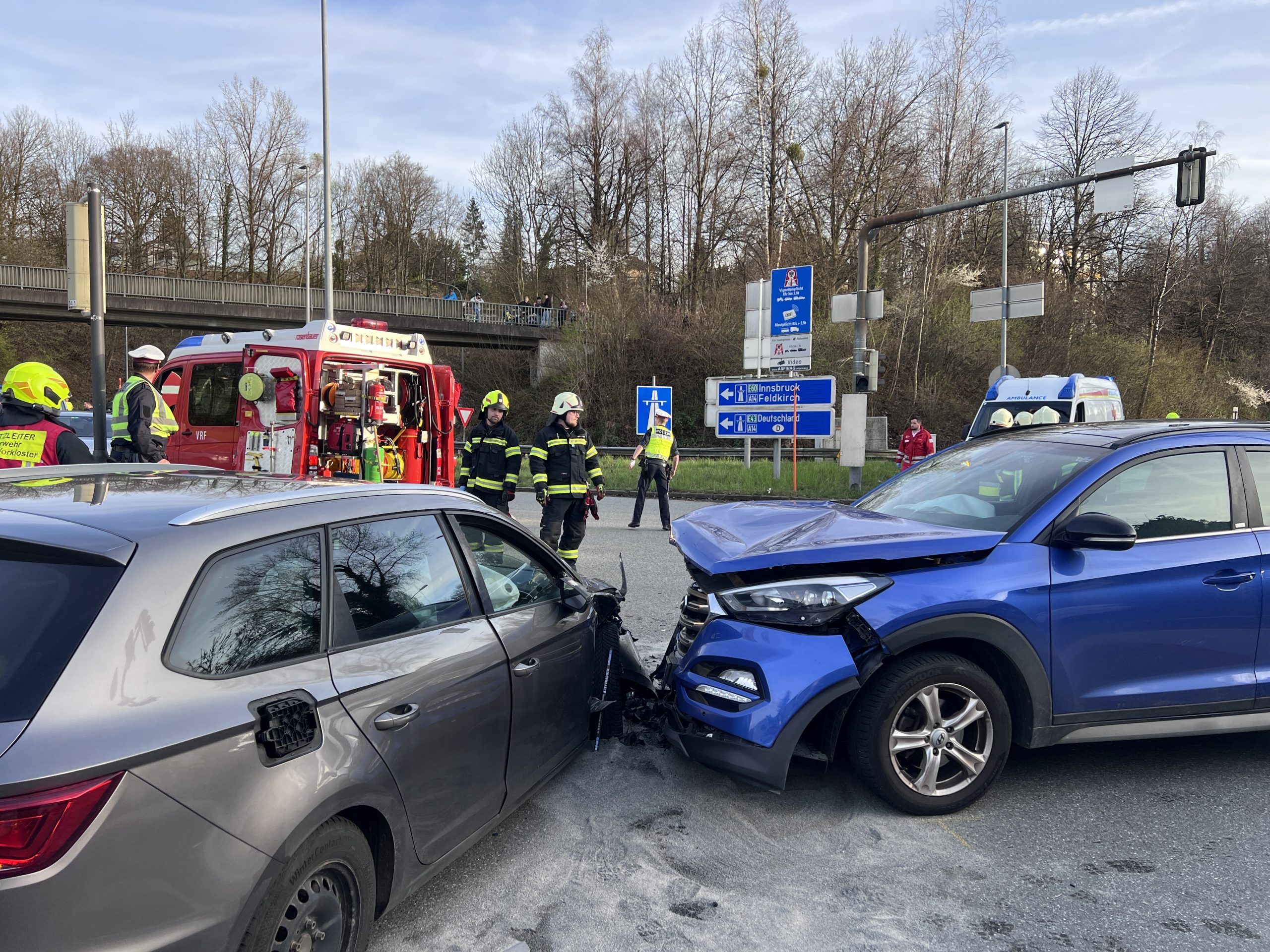 Am Dienstagabend kam es in Bregenz beim Citytunnel zu einem Unfall. Am Dienstagabend kam es in Bregenz beim Citytunnel zu einem Unfall.
