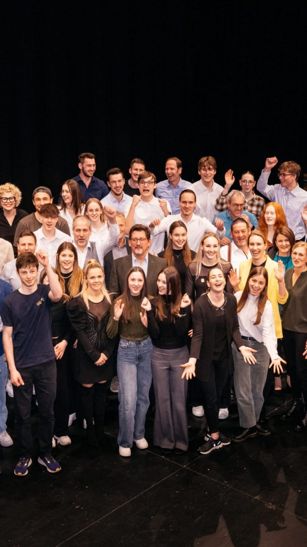 Die Götzner Sportler und Funktionäre freuten sich über die besondere Auszeichnung.