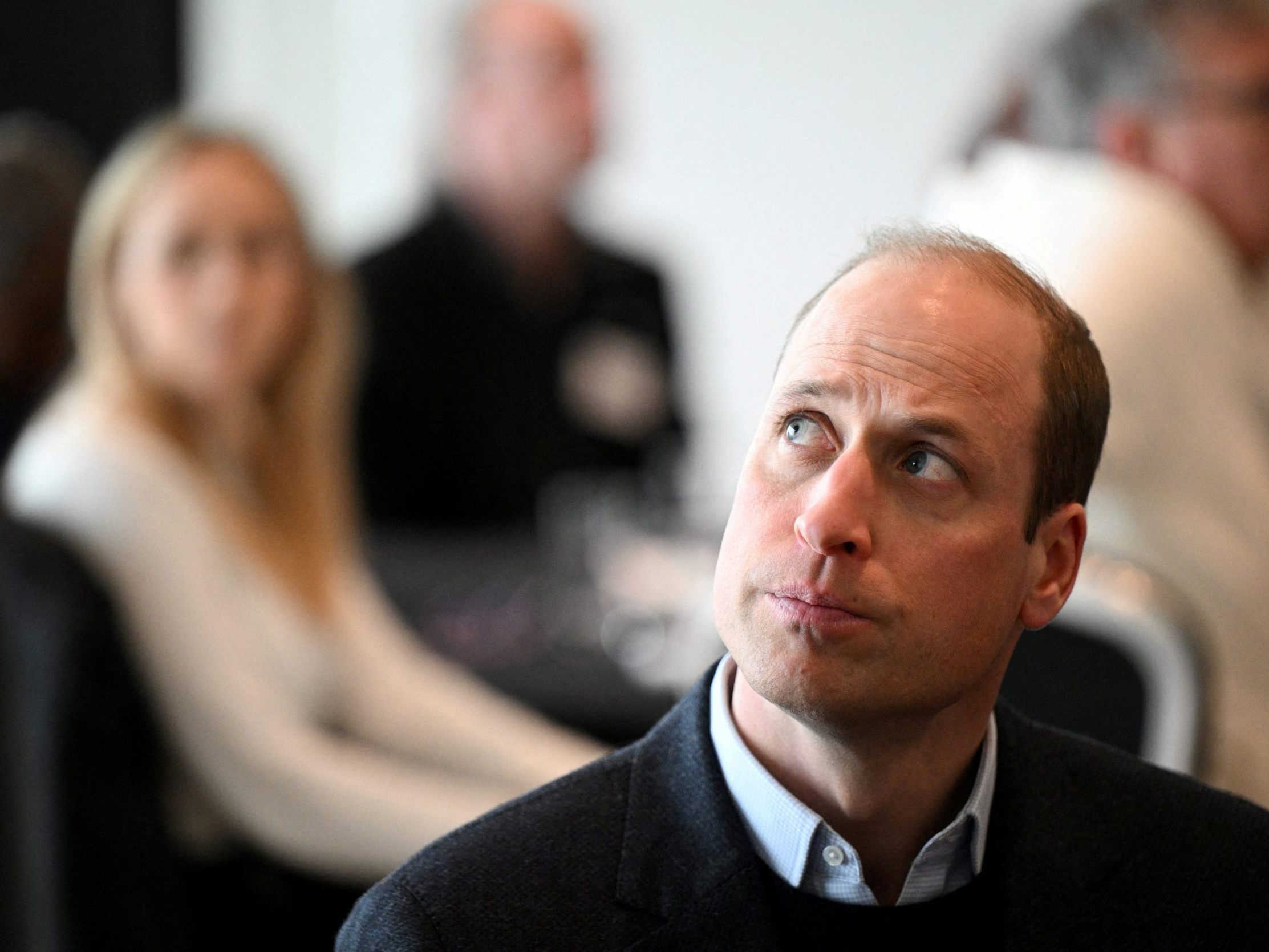 Prinz William zeigte sich erstmals wieder in der Öffentlichkeit. Prinz William zeigte sich erstmals wieder in der Öffentlichkeit.