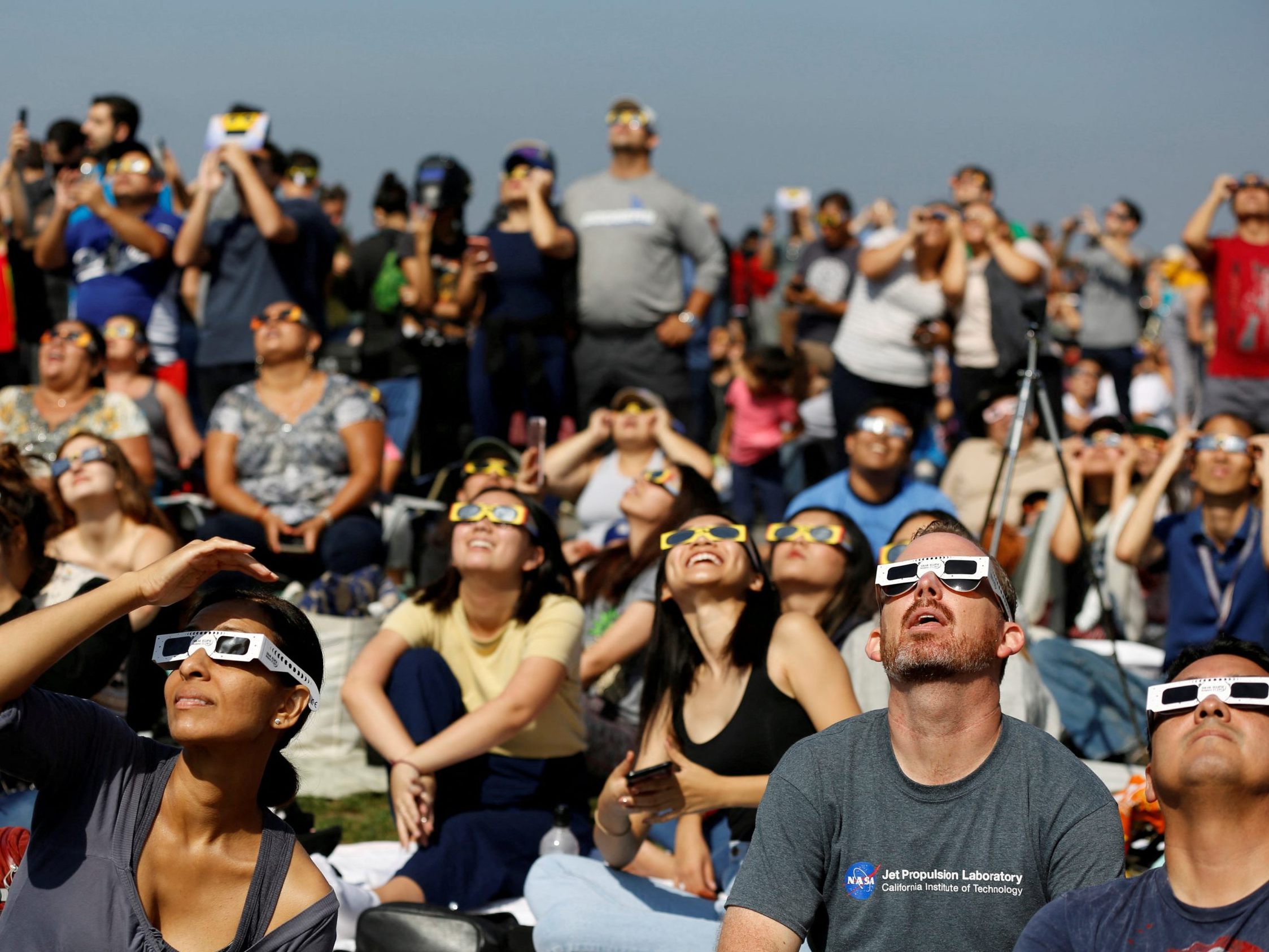 In den USA, Mexiko und Kanada gibt es eine totale Sonnenfinsternis. In den USA, Mexiko und Kanada gibt es eine totale Sonnenfinsternis.
