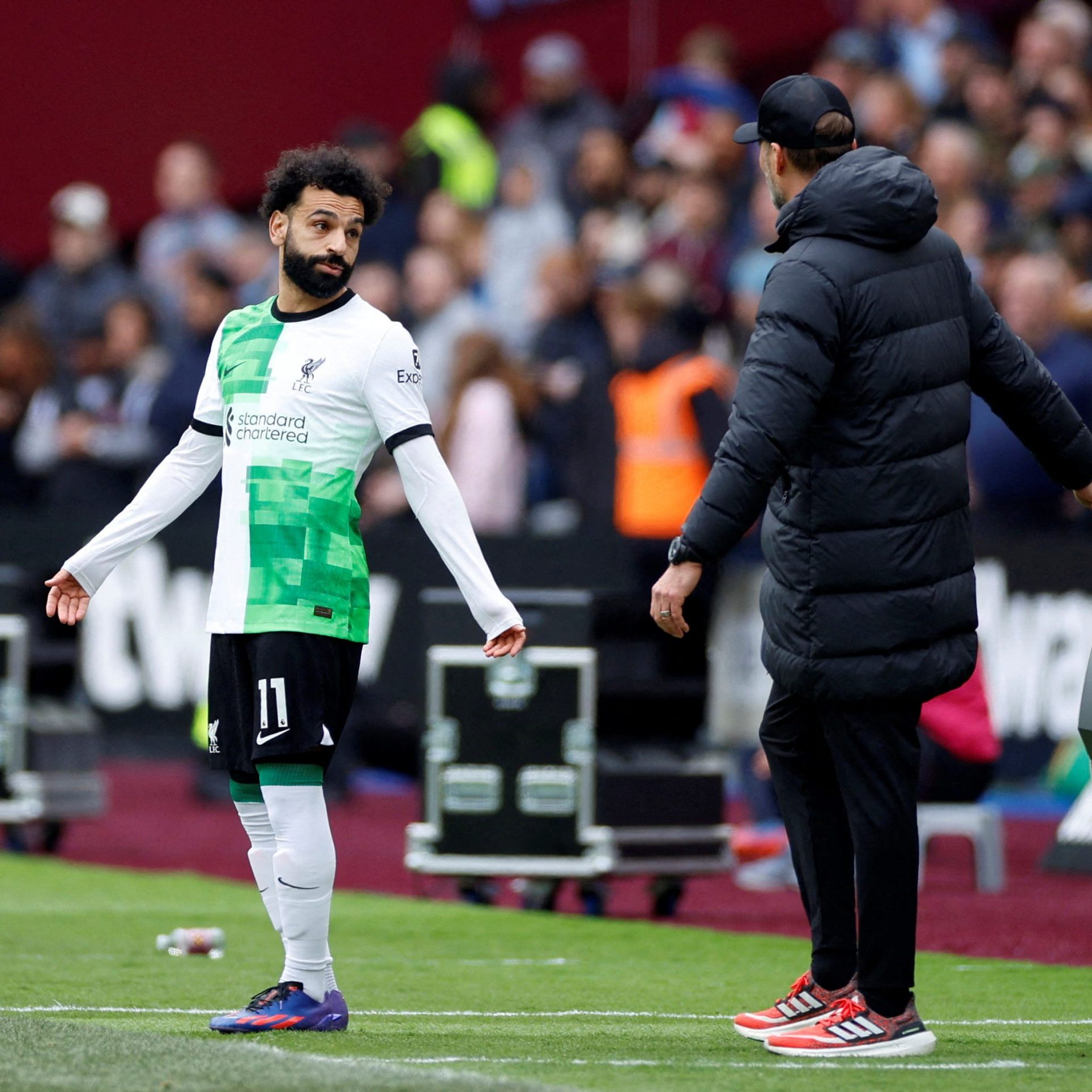 Hitzige Diskussion mit Salah