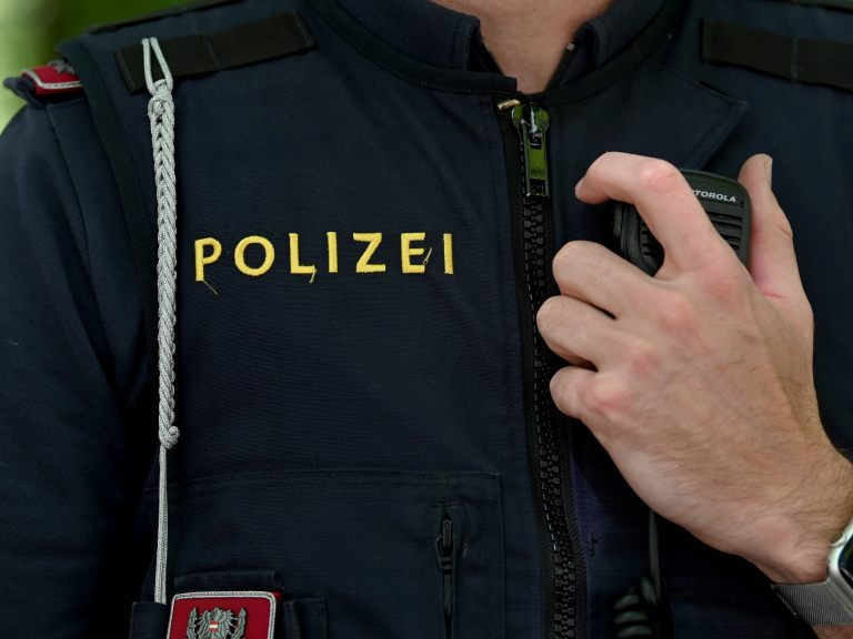 In Wien-Währing wurde am Mittwochnachmittag eine Trafik ausgeraubt. In Wien-Währing wurde am Mittwochnachmittag eine Trafik ausgeraubt.