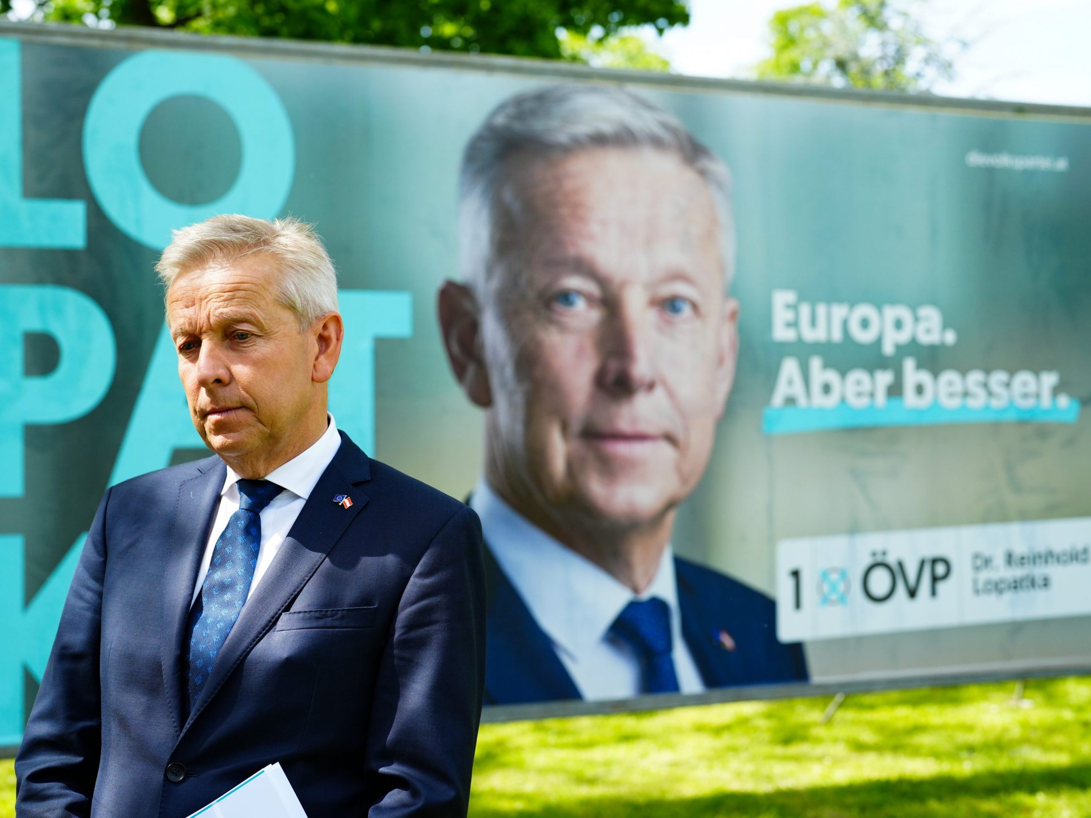 Die ÖVP ist für geschützte Grenzen und gegen Überregulierung. Die ÖVP ist für geschützte Grenzen und gegen Überregulierung.