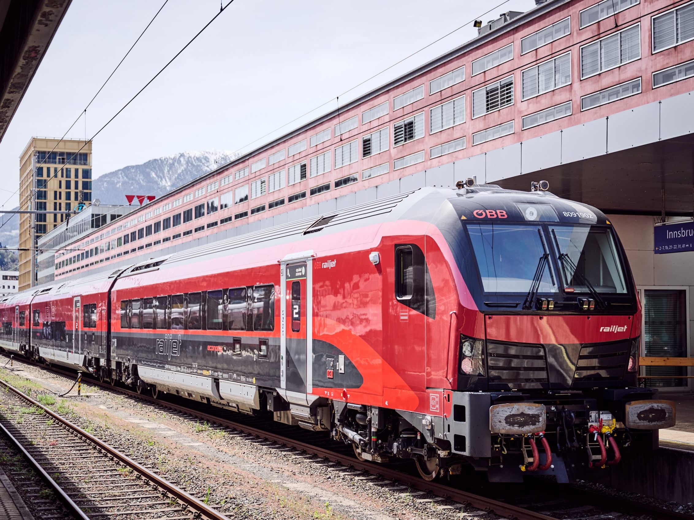 Rückgang des Gewinns um 42 Prozent Rückgang des Gewinns um 42 Prozent