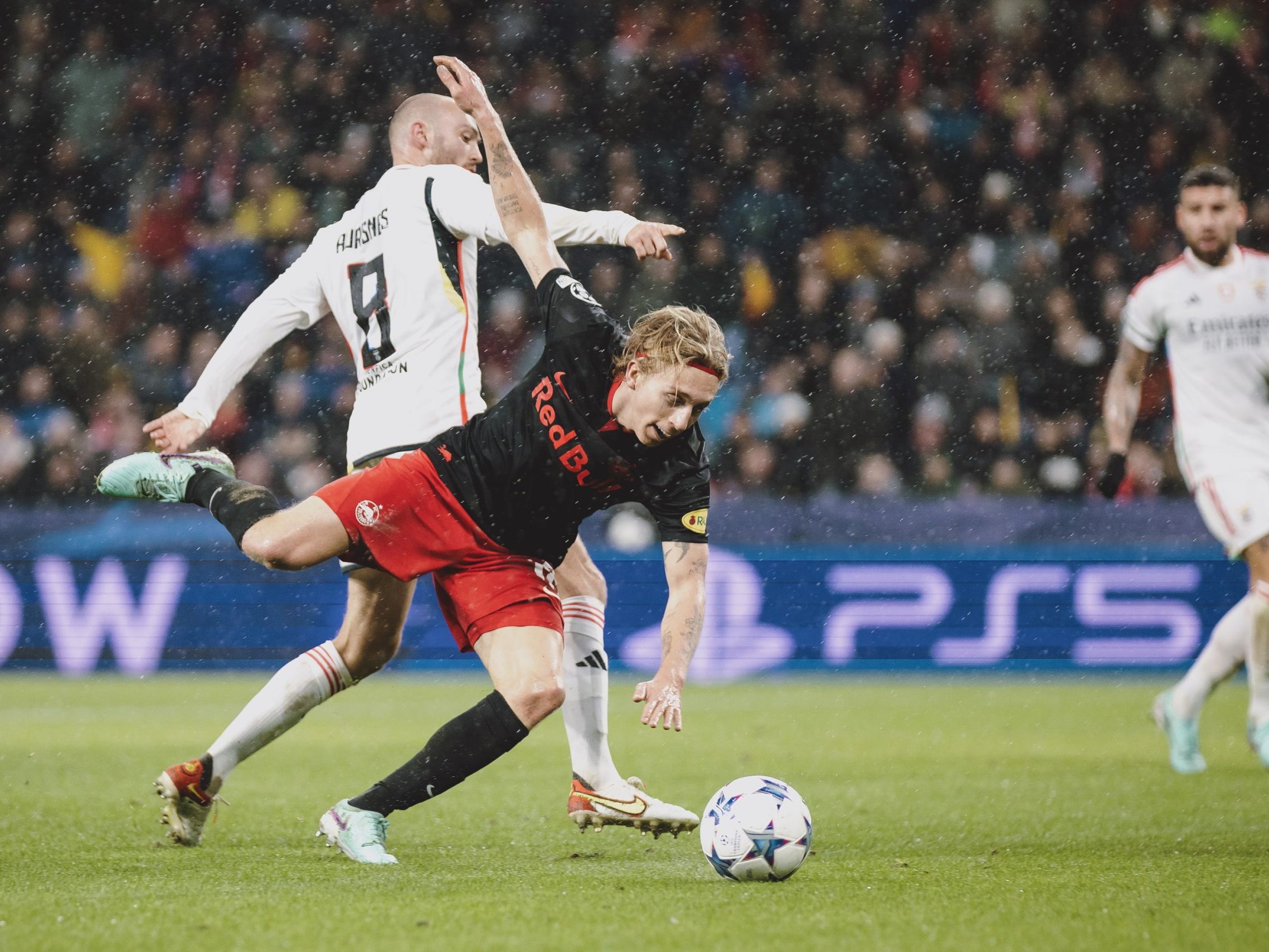Salzburg kam heuer nicht über die Gruppenphase der Champions League hinaus. Salzburg kam heuer nicht über die Gruppenphase der Champions League hinaus.