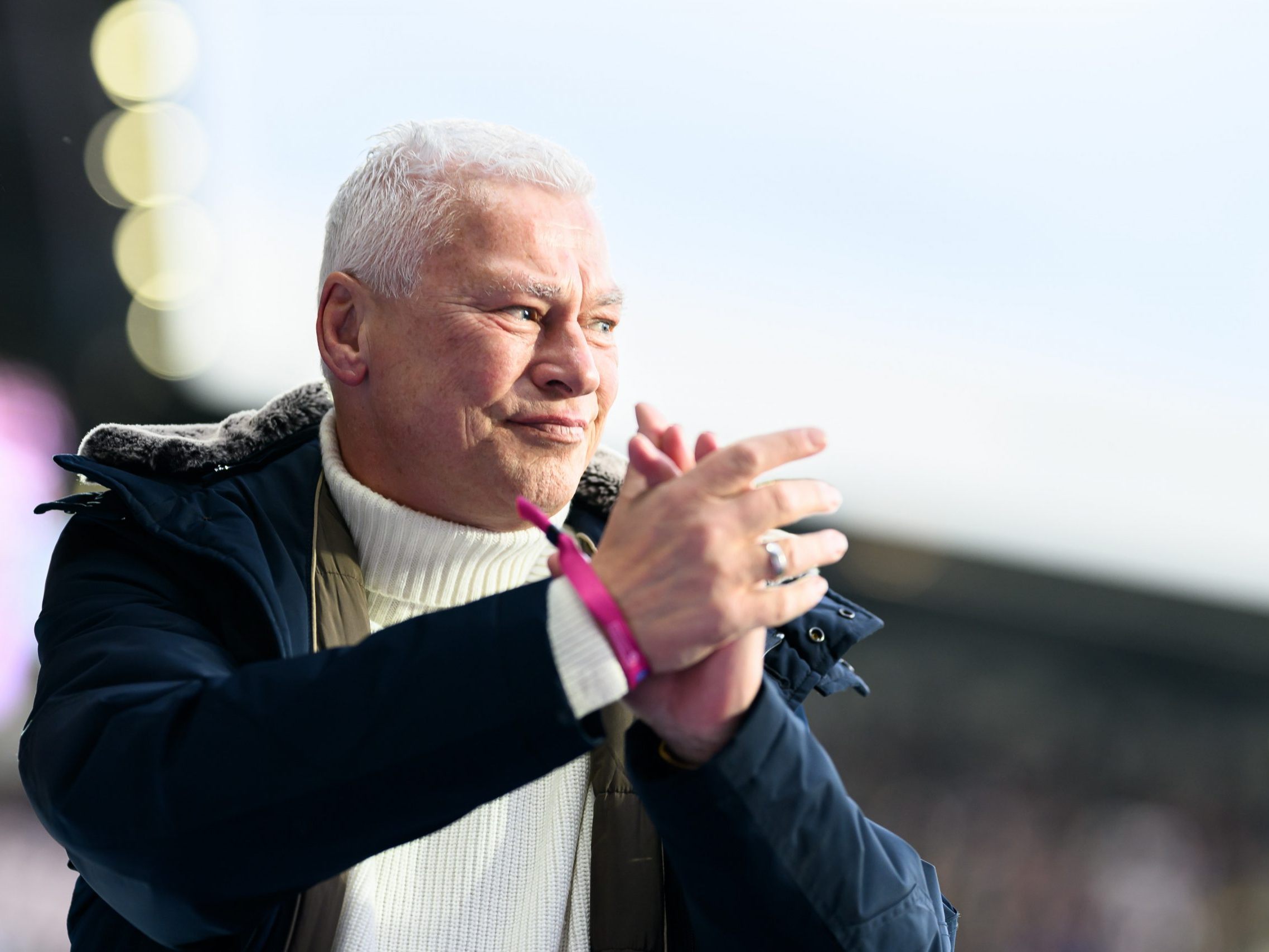 Polster-Seite beantragte mehrere Personen als Zeugen.