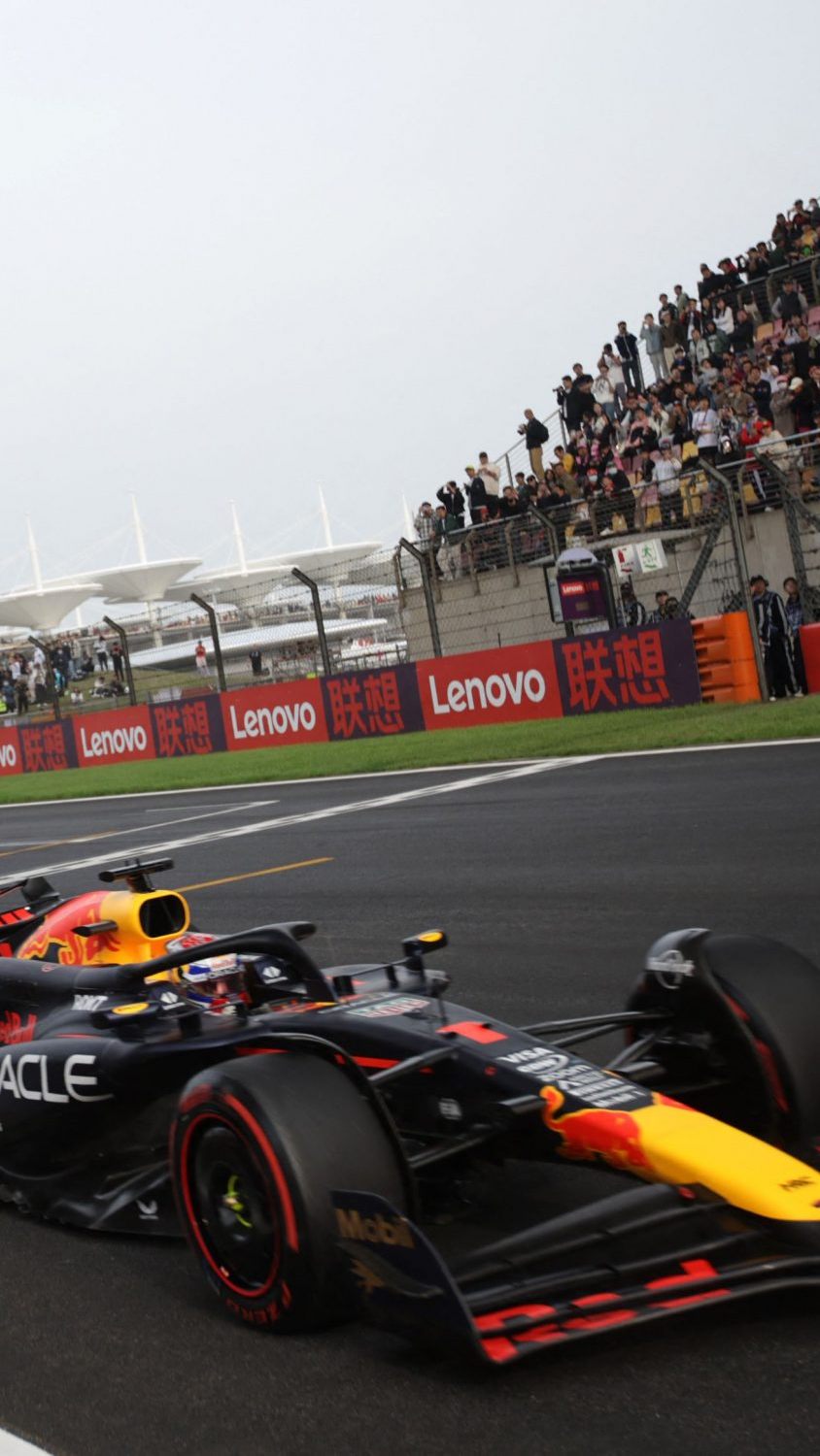 Max Verstappen holt sich nach dem Sprint-Sieg auch die Pole Position für das Rennen am Sonntag.