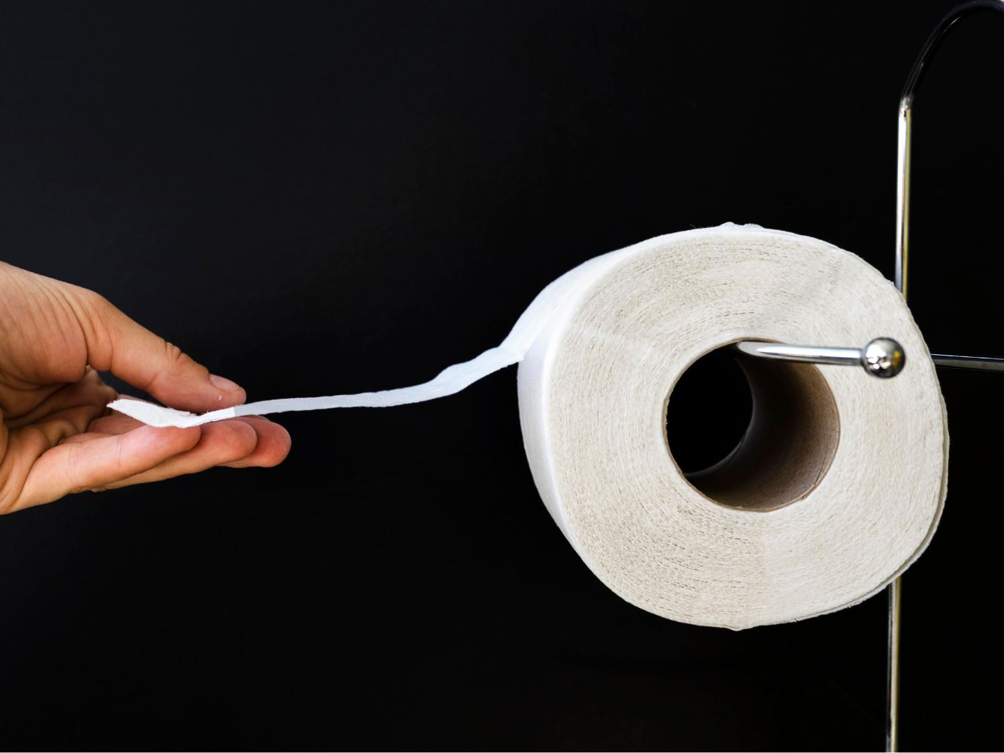 Wie herum hängt das Klopapier richtig? Wie herum hängt das Klopapier richtig?