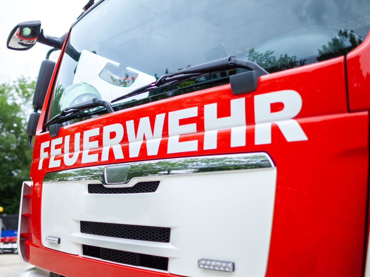 Die teils benzingetränkte Kleidung des 29-Jährigen dürfte Feuer gefangen haben.