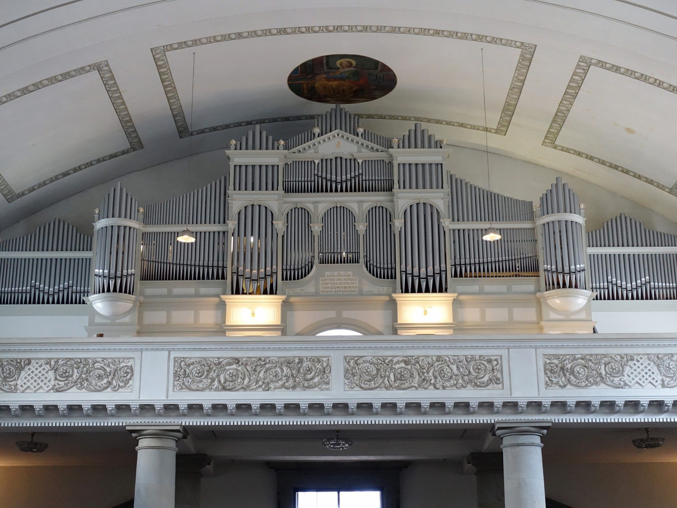 Die große Behmann-Orgel in der Stadtpfarrkirche St. Martin wird immer samstags von 10.30 bis 11 Uhr erklingen. Die große Behmann-Orgel in der Stadtpfarrkirche St. Martin wird immer samstags von 10.30 bis 11 Uhr erklingen.