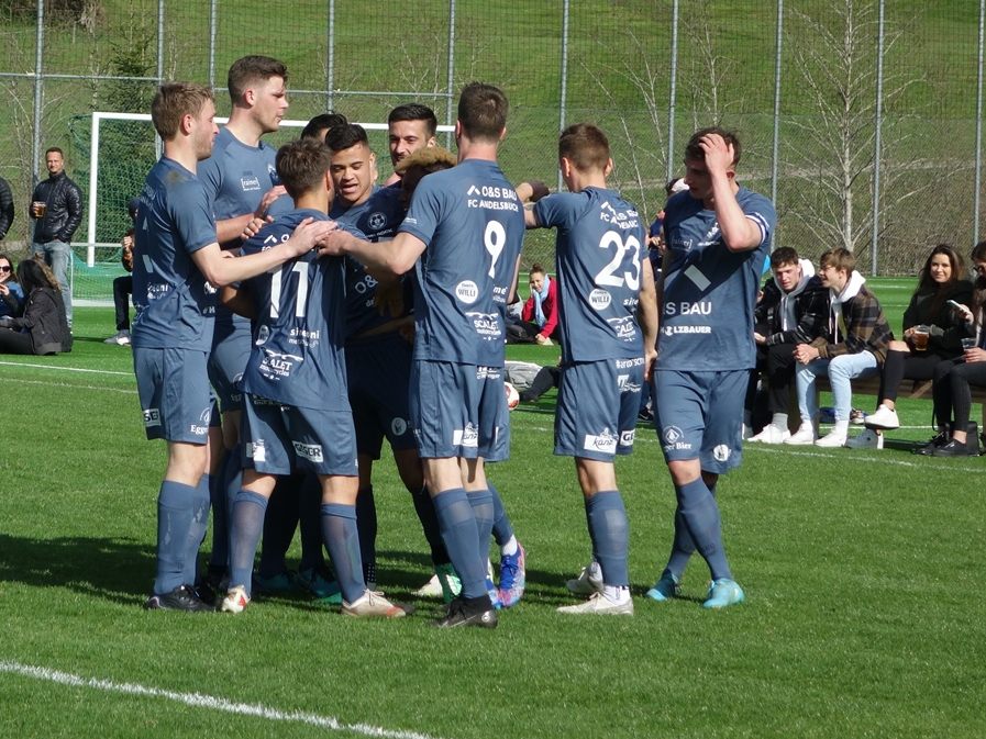 Die Andelsbucher möchten gegen Hörbranz den ersten Sieg im Frühjahr bejubeln. Die Andelsbucher möchten gegen Hörbranz den ersten Sieg im Frühjahr bejubeln.