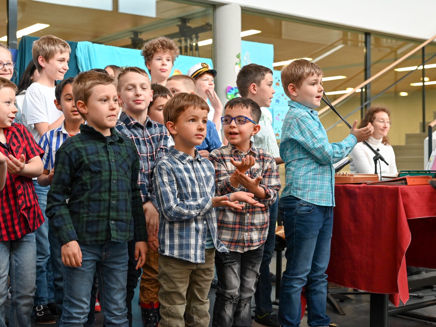 Die Schülerinnen und Schüler des SPZ feierten am Dienstagabend ein großes musikalisches Fest. Die Schülerinnen und Schüler des SPZ feierten am Dienstagabend ein großes musikalisches Fest.