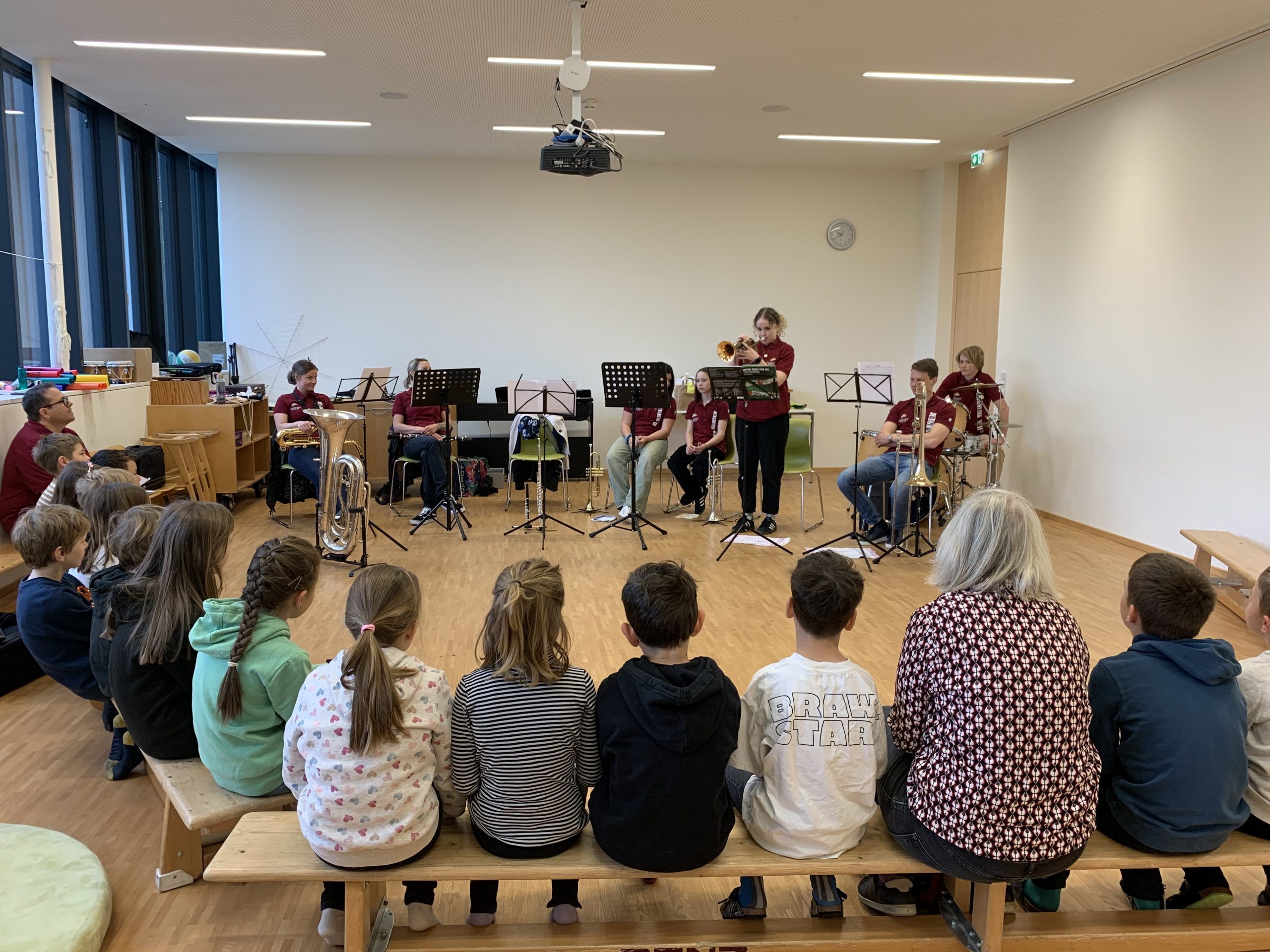 Instrumentenvorstellung in der VS Weiler.