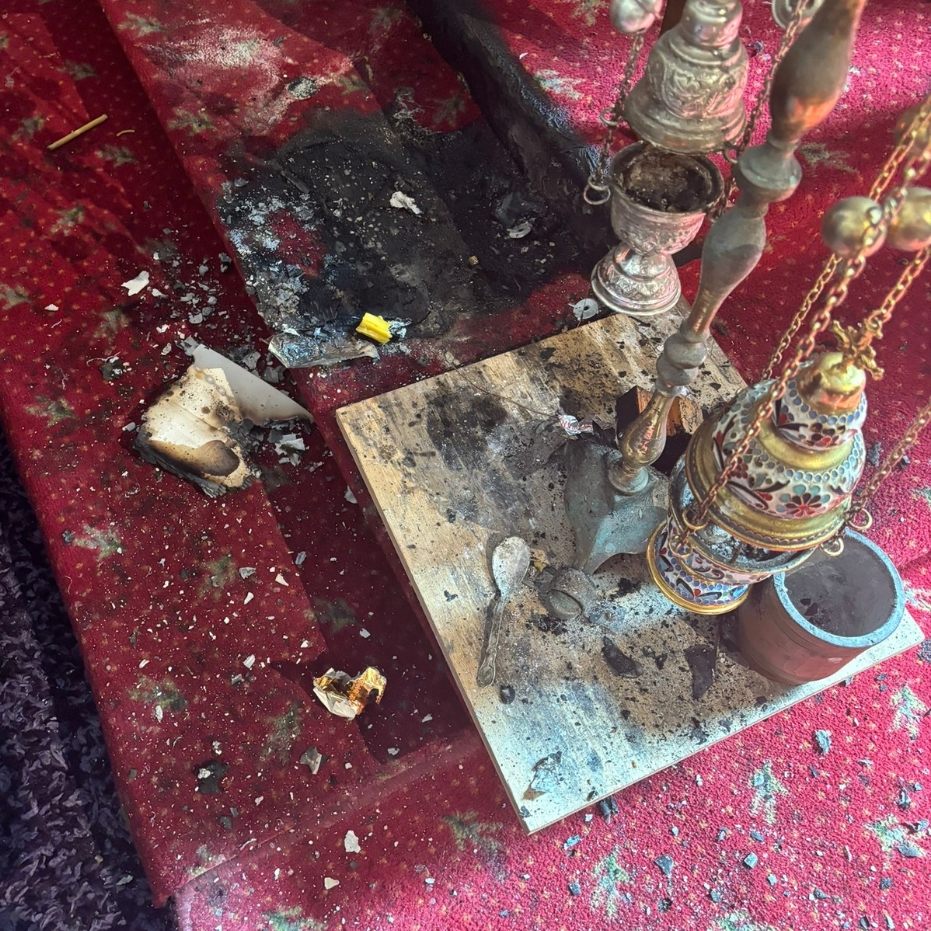 Obwohl das Feuer rasch gelöscht werden konnte, entstand erheblicher Sachschaden.