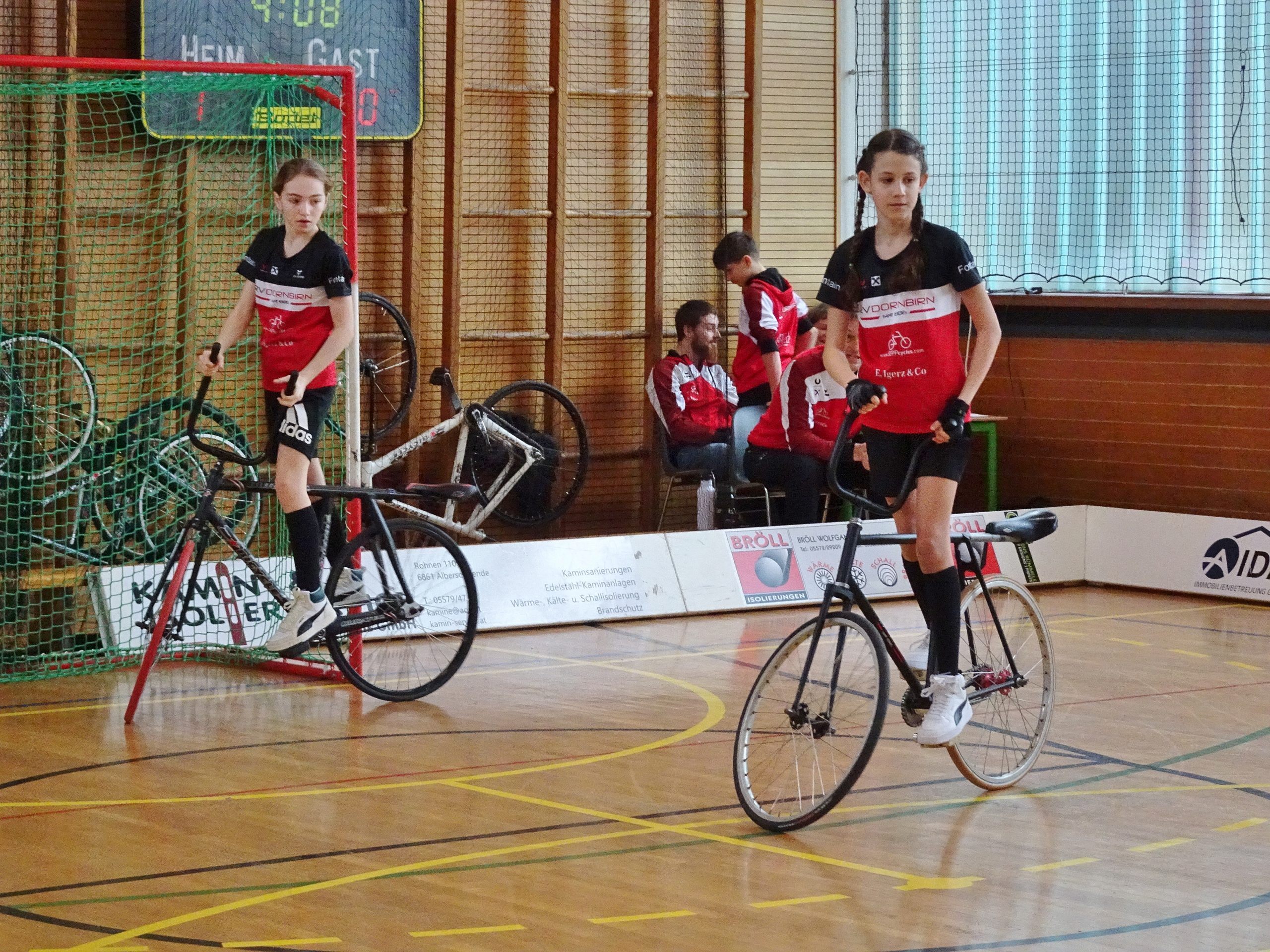 Auch das Mädels-Team vom RV Dornbirn,Frieda Rümmele und Amelie Rusch ist beim Landesfinale am Start. Auch das Mädels-Team vom RV Dornbirn,Frieda Rümmele und Amelie Rusch ist beim Landesfinale am Start.