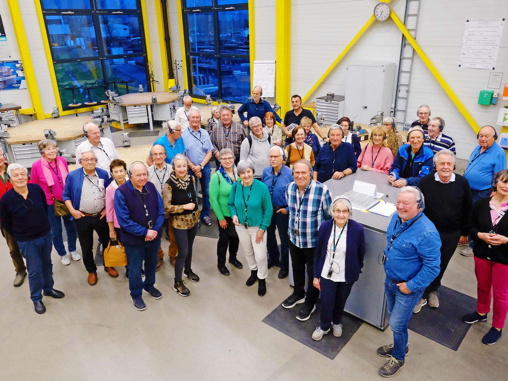 Dornbirner Mitglieder von VORARLBERG-50plus besichtigten die Firma Meusburger Dornbirner Mitglieder von VORARLBERG-50plus besichtigten die Firma Meusburger