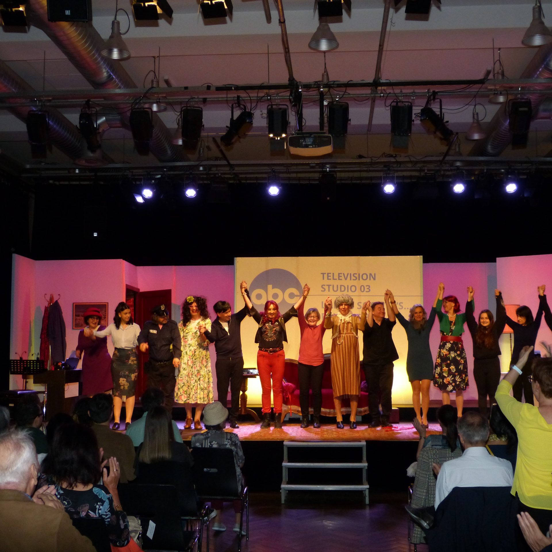 Premiere von "Der Damenclub von Marquis Crossing"