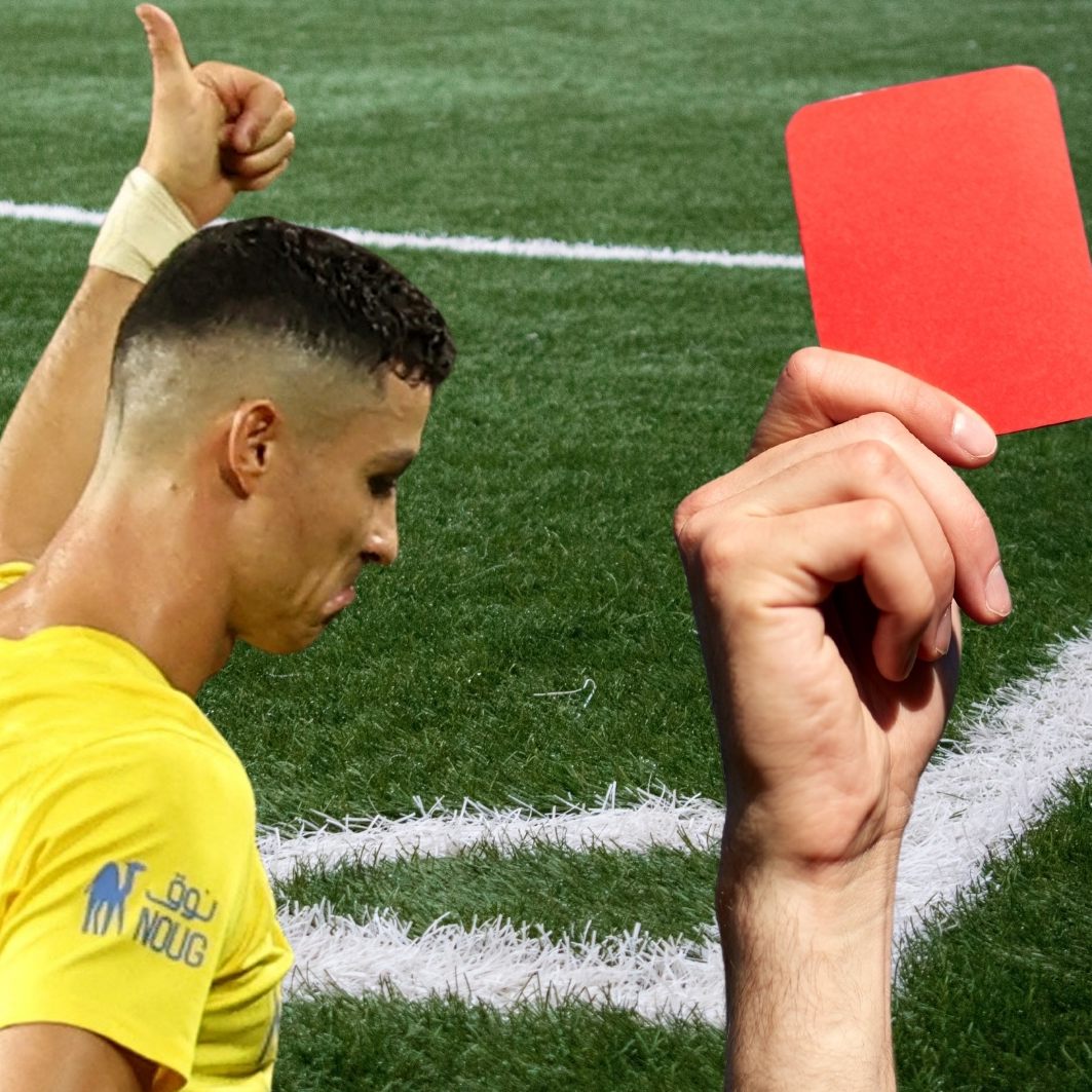 Nach einem Zusammenstoß gabs Rot für Ronaldo