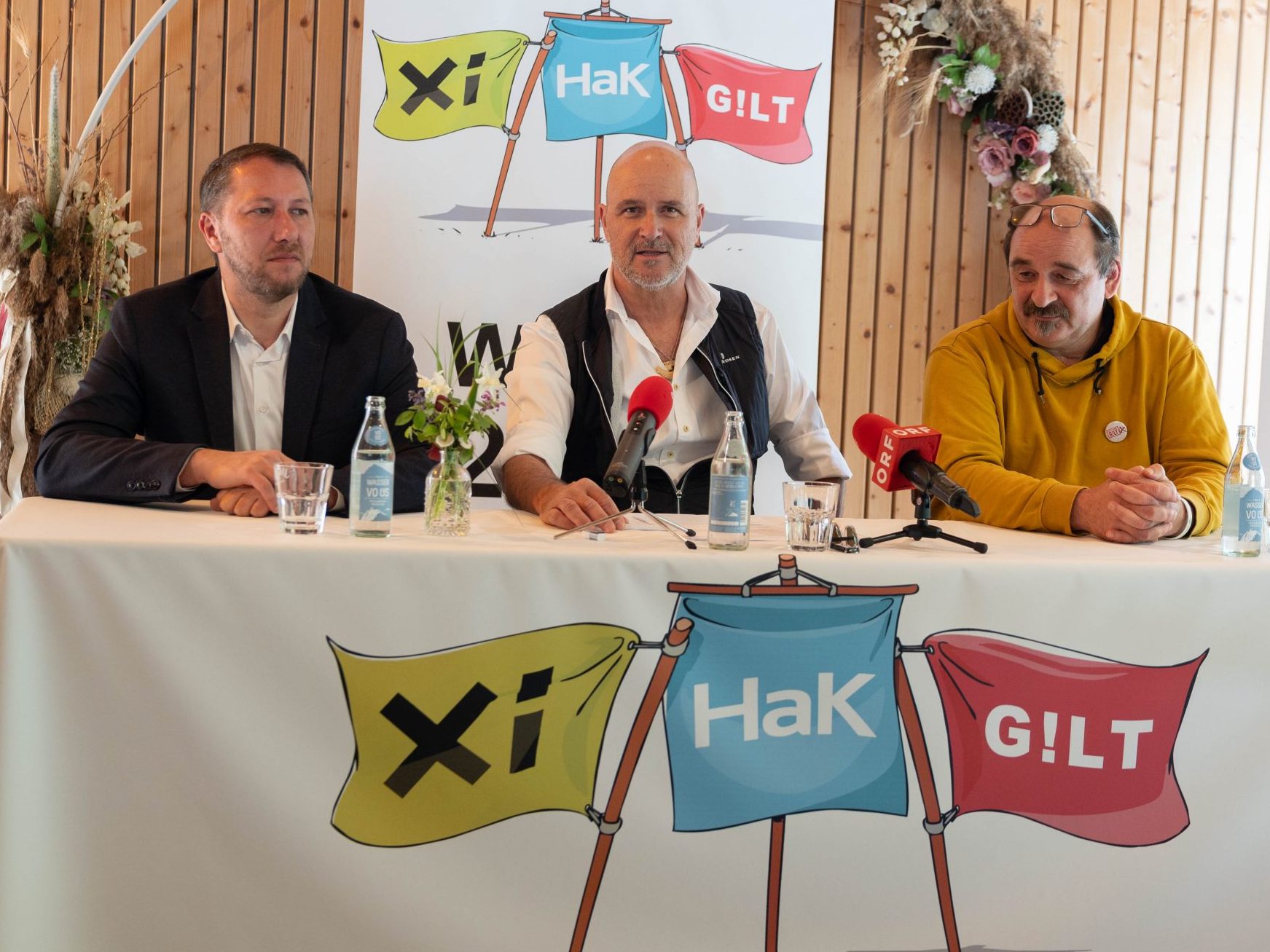 "Xi", Heimat aller Kulturen (HaK) und "Gilt" treten gemeinsam als Wahlbündnis an. "Xi", Heimat aller Kulturen (HaK) und "Gilt" treten gemeinsam als Wahlbündnis an.
