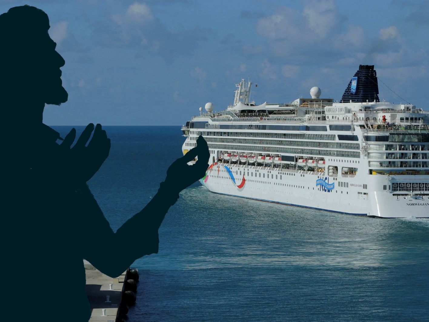 Das Schiff fuhr ohne die neun Urlauber davon. (Symbolbild)
