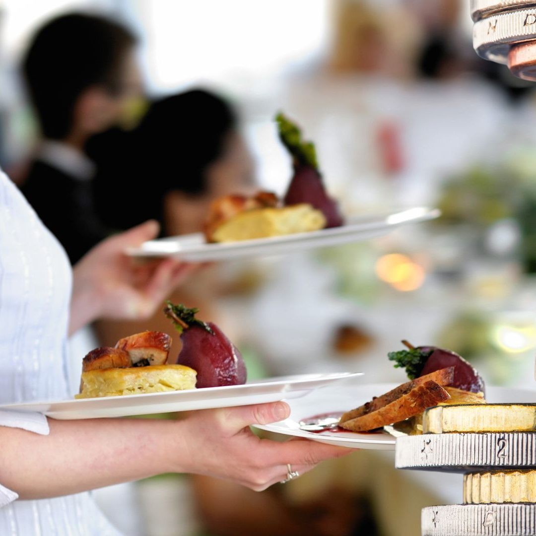 2024 im Schnitt plus 8 Prozent: 6 Prozent ab 1. Mai, weitere 2 Prozent ab 1. November