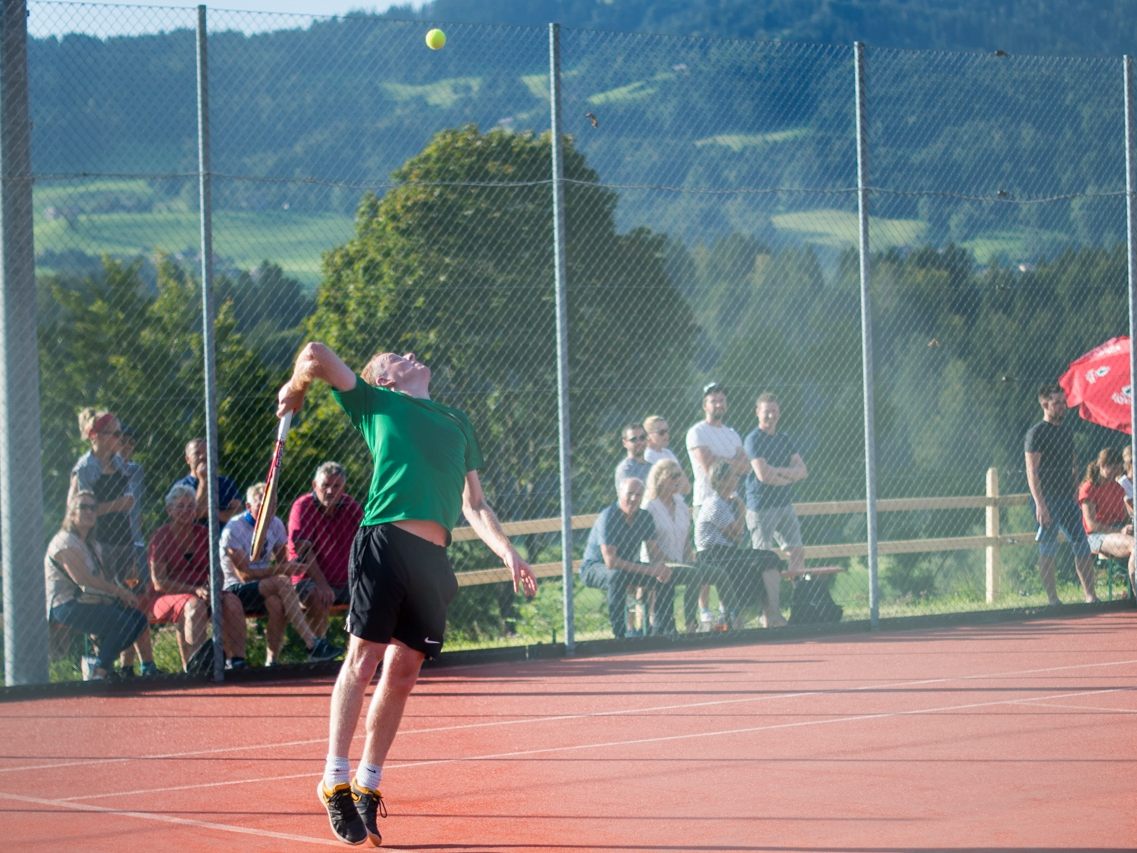 Die Wälder Tenniscracks spielen um den Meistertitel.