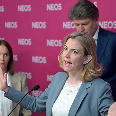 Die NEOS wollen Wirtschaft und Umwelt zusammenbringen.