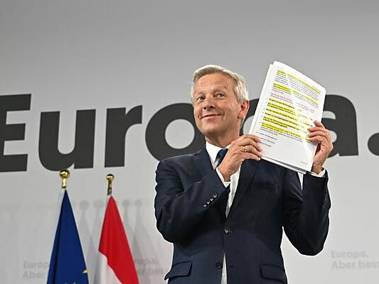 Lopatka sieht Dänemark als Vorbild. Lopatka sieht Dänemark als Vorbild.