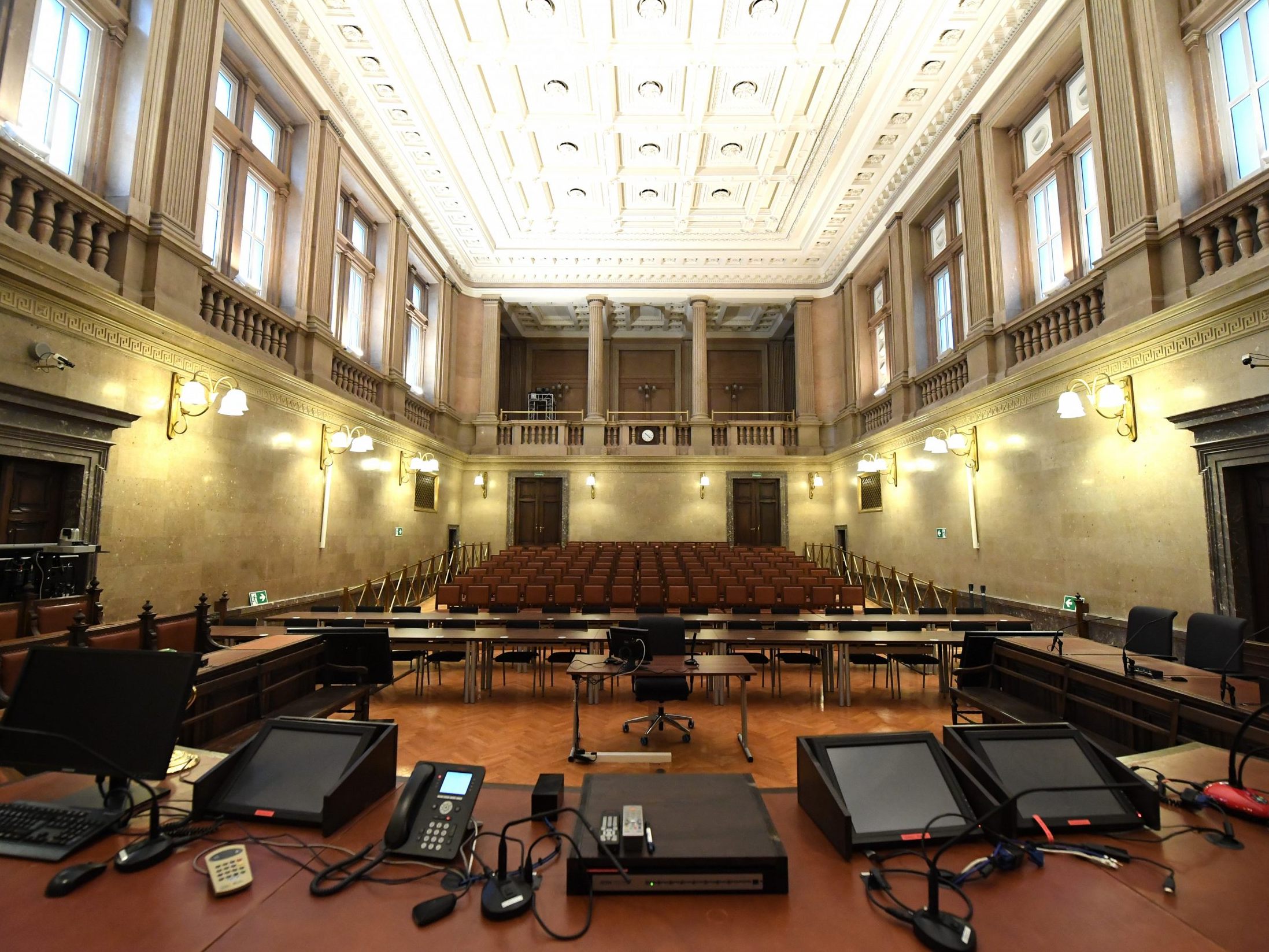 Viereinhalb Jahre Haft für Mitglied der "Polizeitrick"-Betrüger-Bande. Viereinhalb Jahre Haft für Mitglied der "Polizeitrick"-Betrüger-Bande.