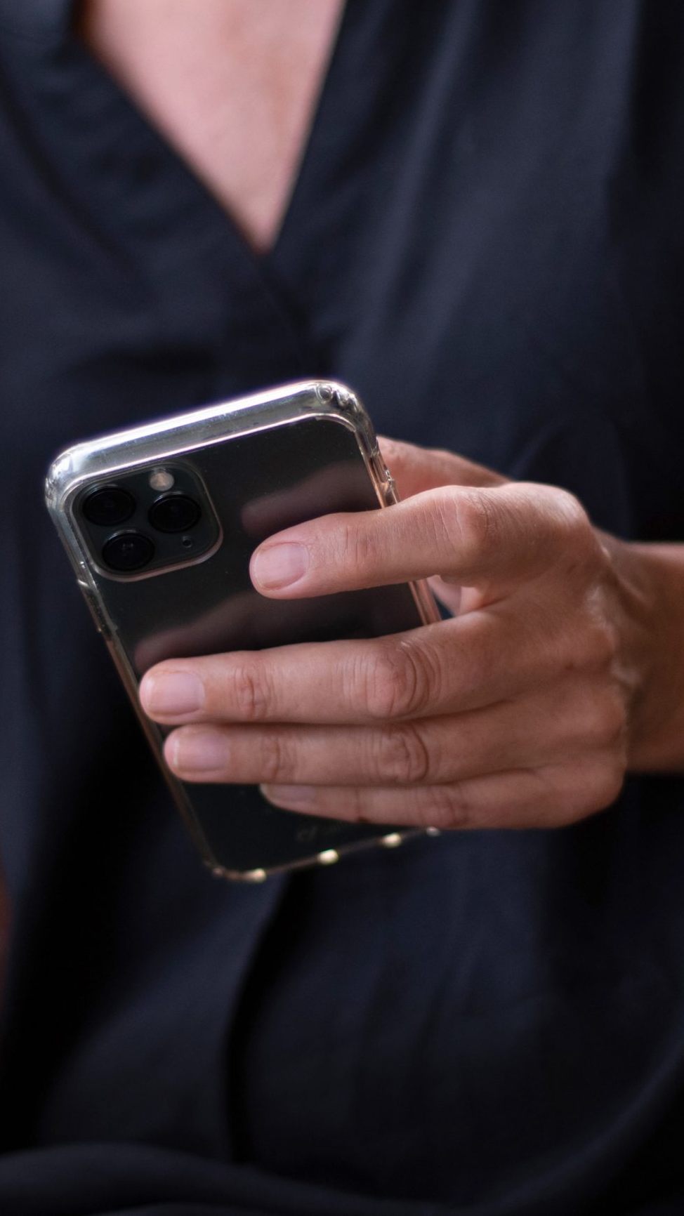 Erste Klagen gegen Mobilfunk-Servicepauschalen waren erfolgreich.