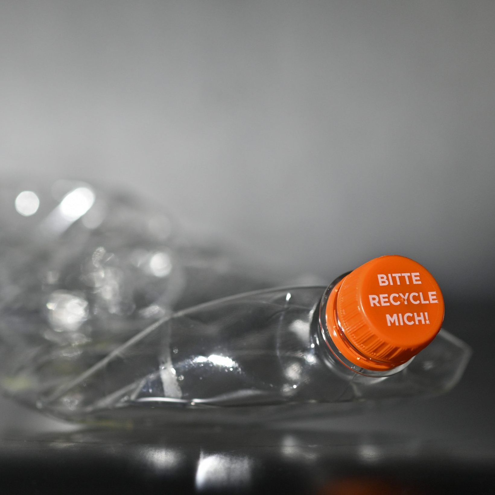 Drei Viertel der Österreicher befürworten den Einwegpfand im Handel.