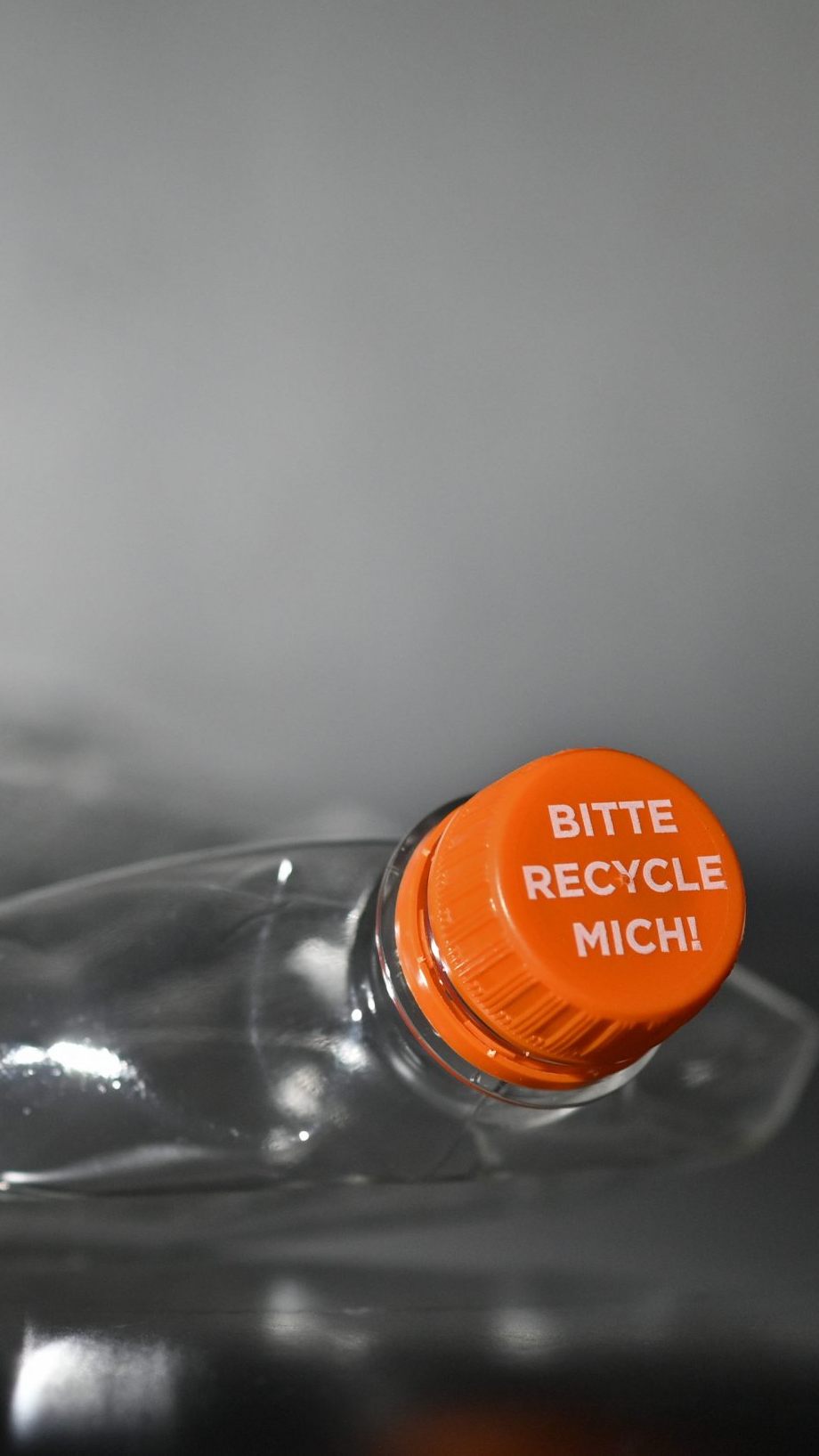 Drei Viertel der Österreicher befürworten den Einwegpfand im Handel.