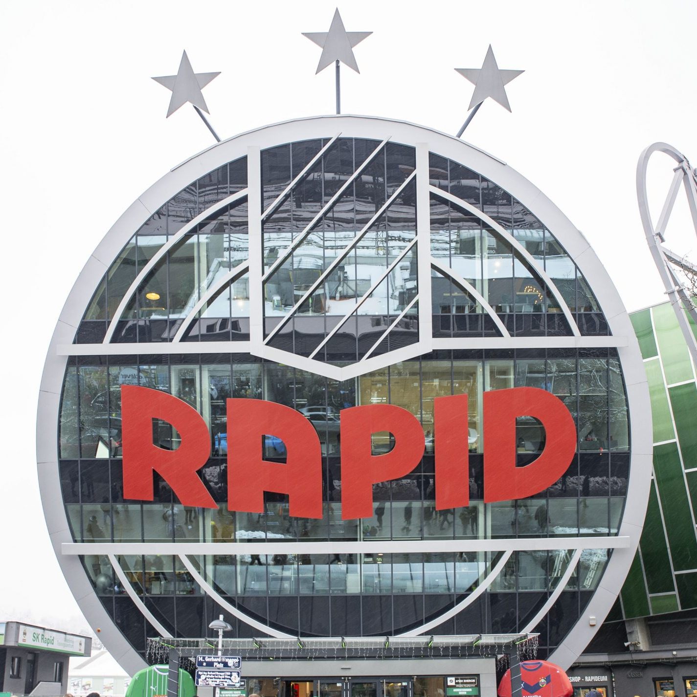 Rapid spielt gegen den AC Milan.