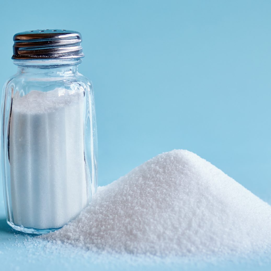 Häufiges Nachsalzen kann laut einer Studie das Krebsrisiko erhöhen.