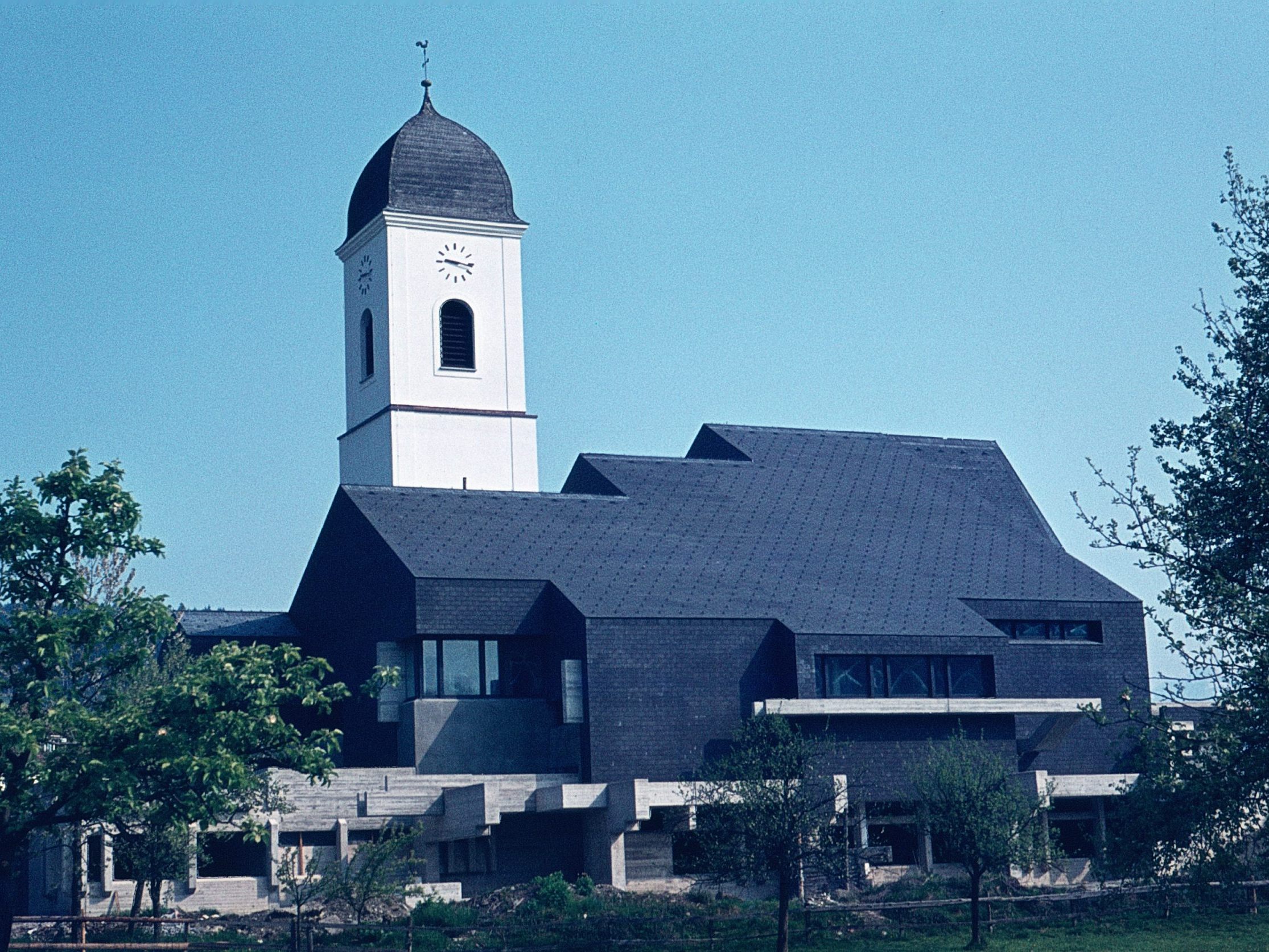 Pfarrkirche St. Luzius Göfis 1975 Pfarrkirche St. Luzius Göfis 1975