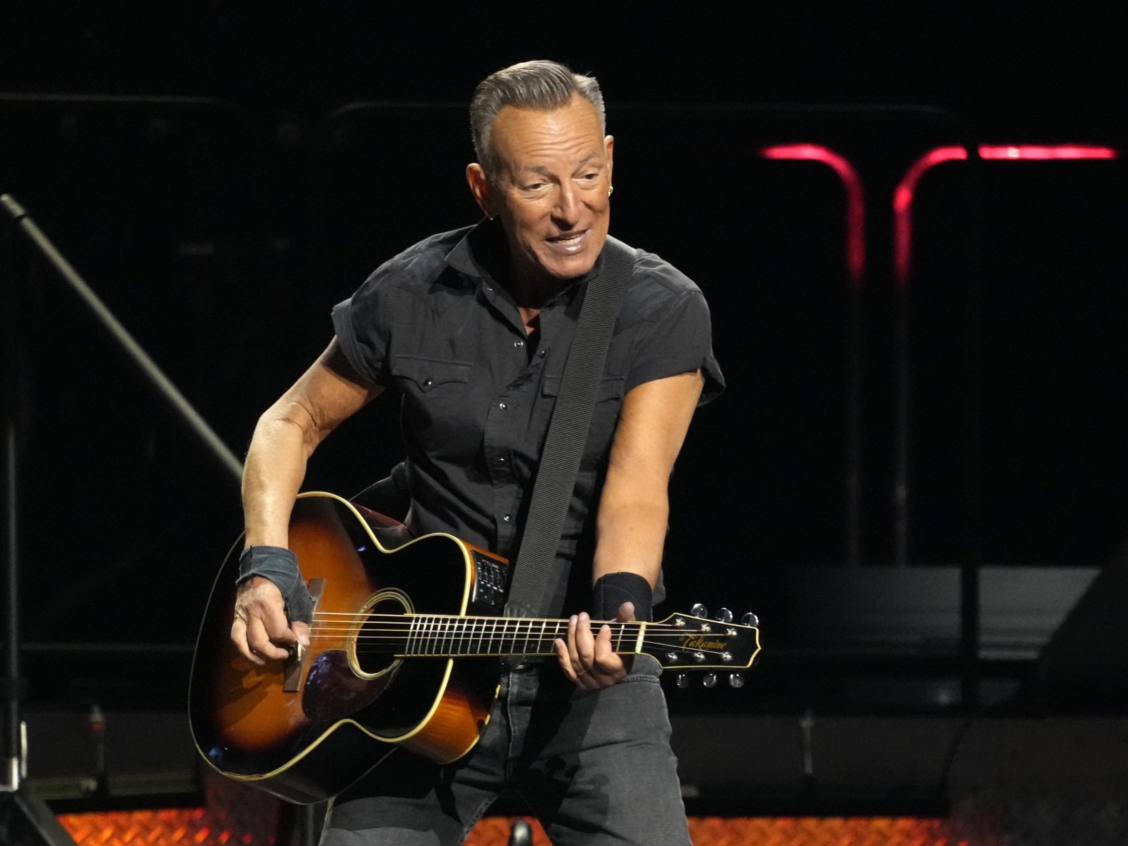 Wegen Stimmproblemen muss Bruce Springsteen seine Tournee pausieren.